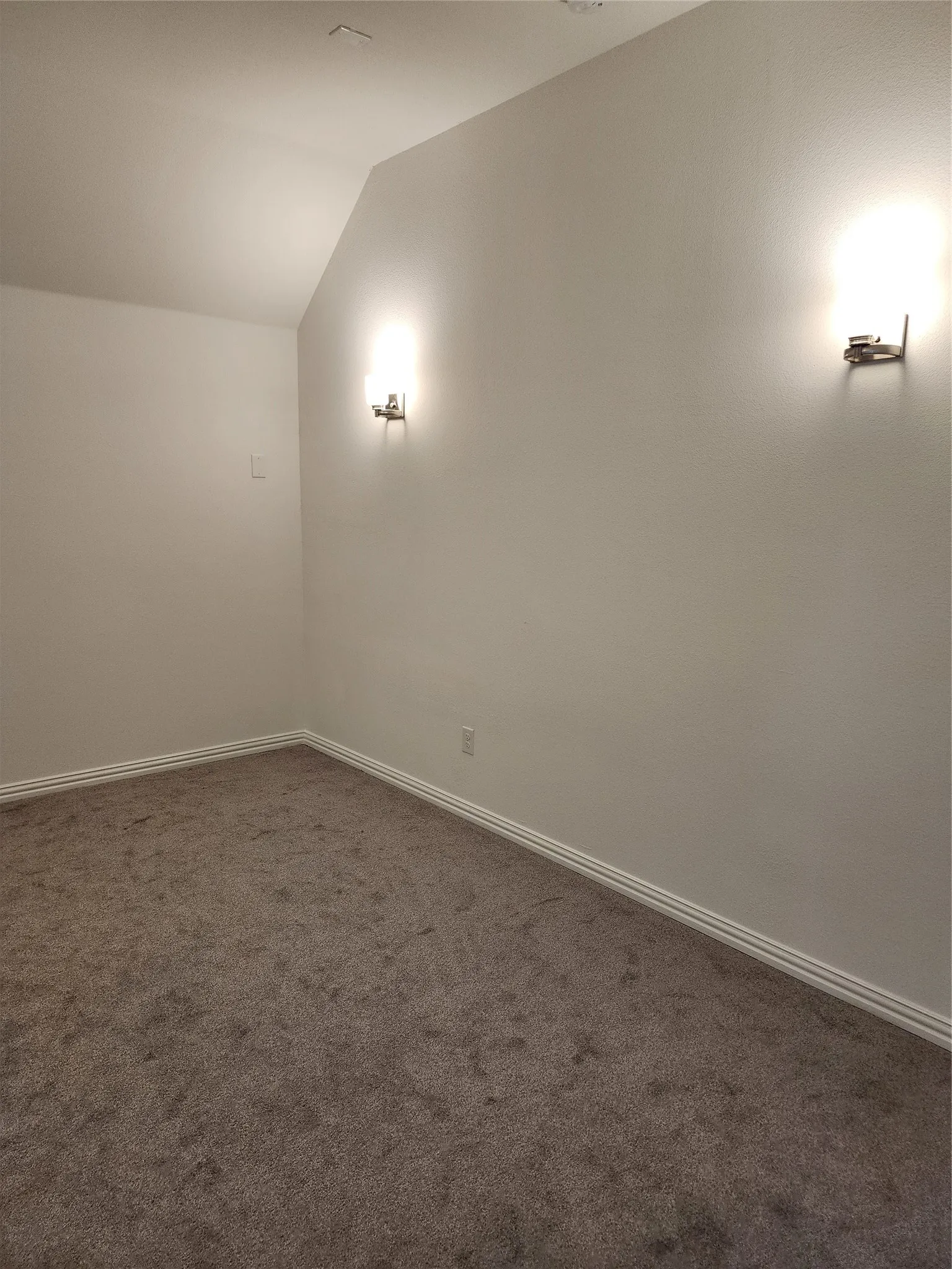 Single Family Residence For Rent in Collin County , 3903 hudson Street, Melissa, Texas 75454, 5 Bedroom, 4 Bathroom, 2 Garage spaces, 3,551 Sqft, built in 2022, mls#21371567, Real Estate Agent in Melissa, Homes For Rent in Collin county, Homes For Rent in Melissa, Realtor in Melissa Texas, Real Estate Brokerage Independent Realty Texas, Luminita Cordes Realtor