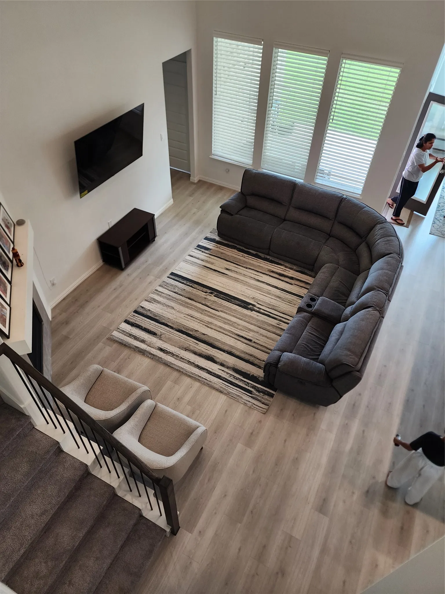 Single Family Residence For Rent in Collin County , 3903 hudson Street, Melissa, Texas 75454, 5 Bedroom, 4 Bathroom, 2 Garage spaces, 3,551 Sqft, built in 2022, mls#21371567, Real Estate Agent in Melissa, Homes For Rent in Collin county, Homes For Rent in Melissa, Realtor in Melissa Texas, Real Estate Brokerage Independent Realty Texas, Luminita Cordes Realtor