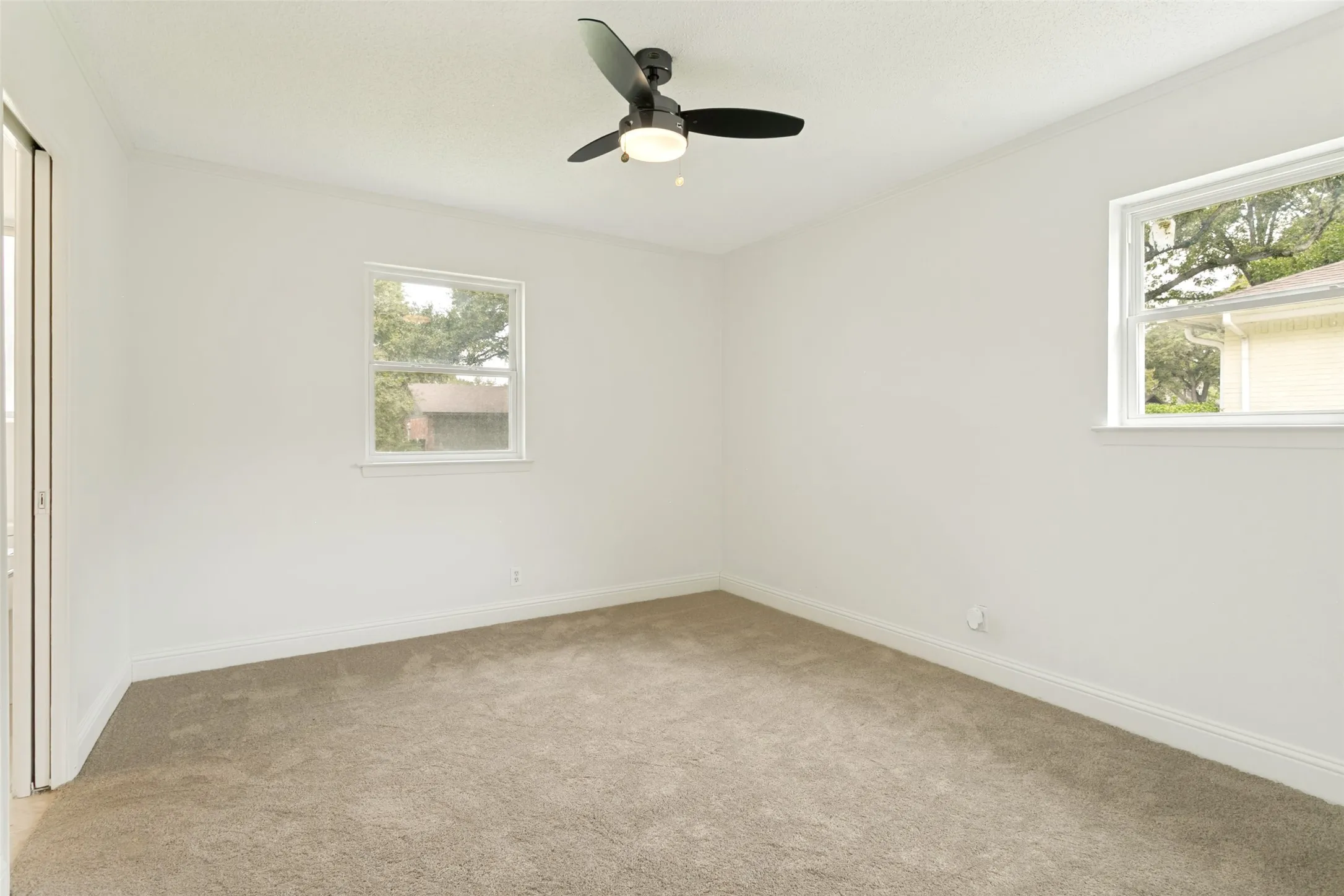 Single Family Residence For Sale in Tarrant County , 7449 Monterrey Drive, Fort Worth, Texas 76112, 3 Bedroom, 2 Bathroom, 2 Garage spaces, 1,966 Sqft, built in 1966, mls#21371452, Real Estate Agent in Fort Worth, Homes For Sale in Tarrant county, Homes For Sale in Fort Worth, Realtor in Fort Worth Texas, Real Estate Brokerage Independent Realty Texas, Luminita Cordes Realtor