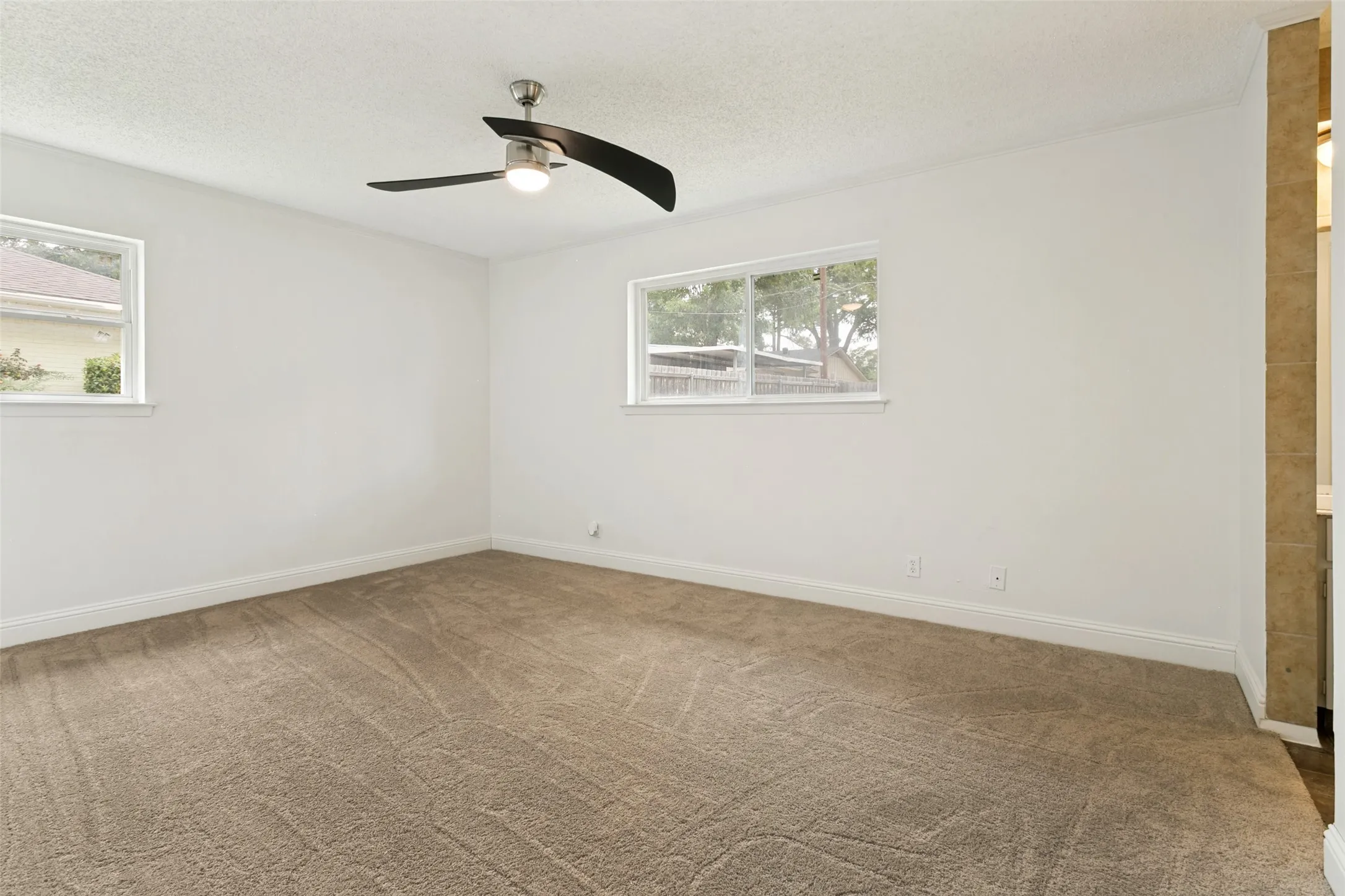 Single Family Residence For Sale in Tarrant County , 7449 Monterrey Drive, Fort Worth, Texas 76112, 3 Bedroom, 2 Bathroom, 2 Garage spaces, 1,966 Sqft, built in 1966, mls#21371452, Real Estate Agent in Fort Worth, Homes For Sale in Tarrant county, Homes For Sale in Fort Worth, Realtor in Fort Worth Texas, Real Estate Brokerage Independent Realty Texas, Luminita Cordes Realtor