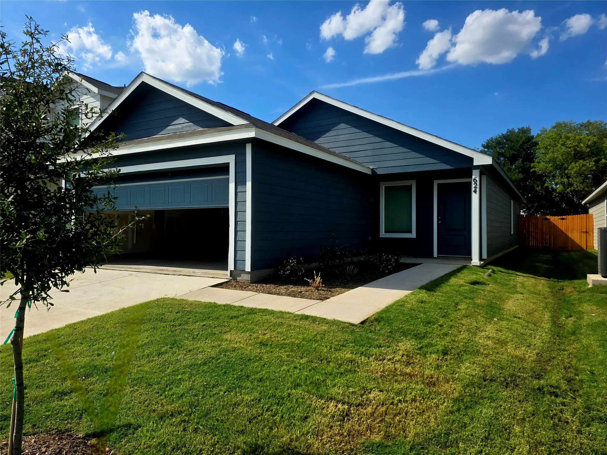 Single Family Residence For Rent in Collin County , 624 Kinglet Lane, Princeton, Texas 75407, 3 Bedroom, 2 Bathroom, 2 Garage spaces, 1,402 Sqft, built in 2026, mls#21369590, Real Estate Agent in Princeton, Homes For Rent in Collin county, Homes For Rent in Princeton, Realtor in Princeton Texas, Real Estate Brokerage Independent Realty Texas, Luminita Cordes Realtor