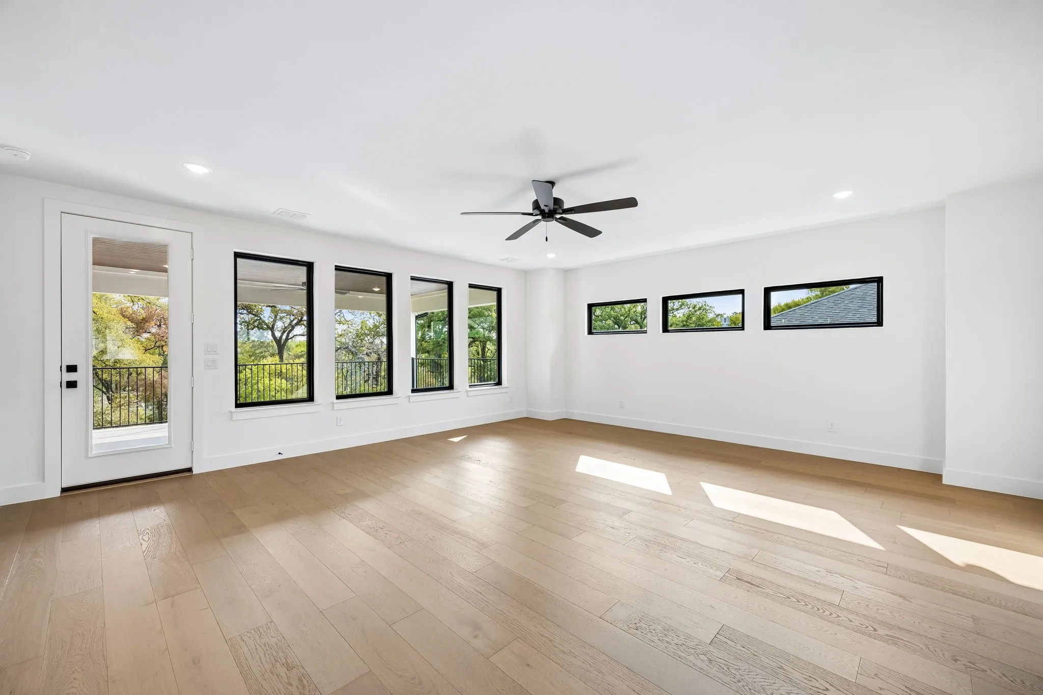 Single Family Residence For Sale in Tarrant County , 1770 Coopers Hawk Drive, Arlington, Texas 76005, 5 Bedroom, 6 Bathroom, 3 Garage spaces, 4,795 Sqft, built in 2026, mls#21370576, Real Estate Agent in Arlington, Homes For Sale in Tarrant county, Homes For Sale in Arlington, Realtor in Arlington Texas, Real Estate Brokerage Independent Realty Texas, Luminita Cordes Realtor