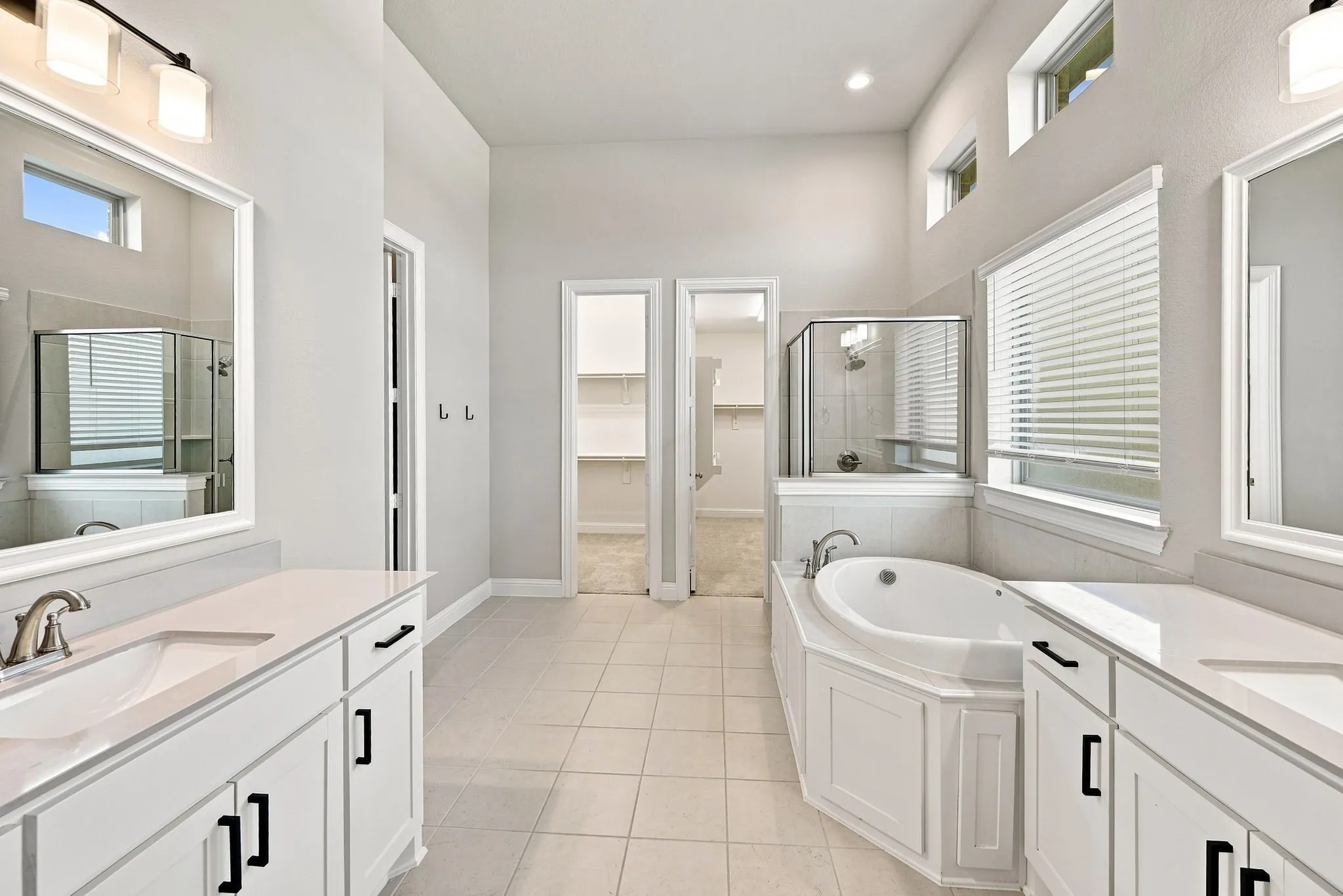 Single Family Residence For Sale in Ellis County , 4409 Dandelion Lane, Midlothian, Texas 76065, 4 Bedroom, 4 Bathroom, 2 Garage spaces, 3,174 Sqft, built in 2020, mls#21367443, Real Estate Agent in Midlothian, Homes For Sale in Ellis county, Homes For Sale in Midlothian, Realtor in Midlothian Texas, Real Estate Brokerage Independent Realty Texas, Luminita Cordes Realtor