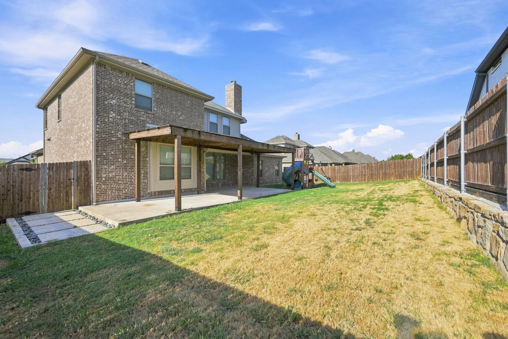 Single Family Residence For Sale in Ellis County , 4409 Dandelion Lane, Midlothian, Texas 76065, 4 Bedroom, 4 Bathroom, 2 Garage spaces, 3,174 Sqft, built in 2020, mls#21367443, Real Estate Agent in Midlothian, Homes For Sale in Ellis county, Homes For Sale in Midlothian, Realtor in Midlothian Texas, Real Estate Brokerage Independent Realty Texas, Luminita Cordes Realtor