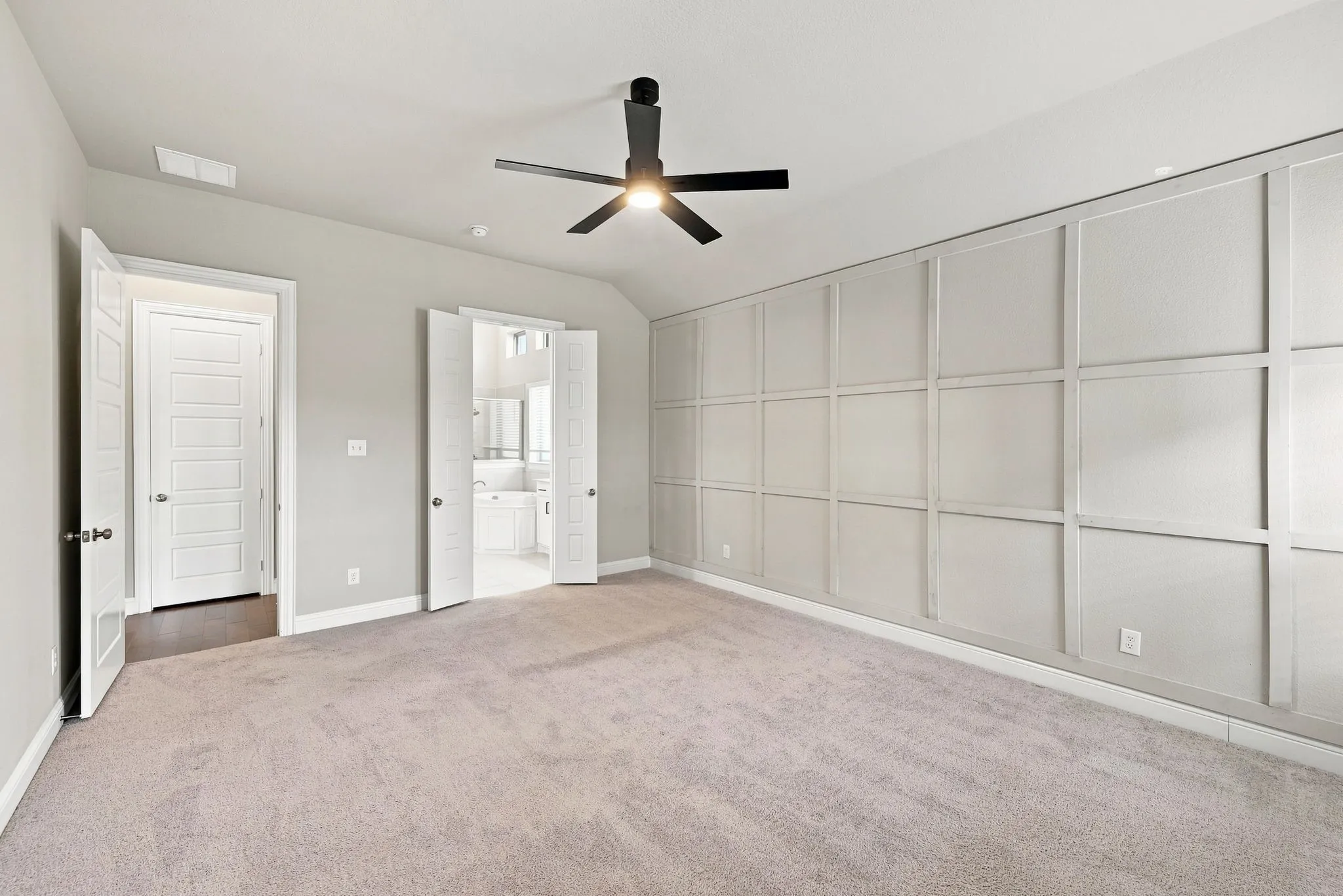Single Family Residence For Sale in Ellis County , 4409 Dandelion Lane, Midlothian, Texas 76065, 4 Bedroom, 4 Bathroom, 2 Garage spaces, 3,174 Sqft, built in 2020, mls#21367443, Real Estate Agent in Midlothian, Homes For Sale in Ellis county, Homes For Sale in Midlothian, Realtor in Midlothian Texas, Real Estate Brokerage Independent Realty Texas, Luminita Cordes Realtor