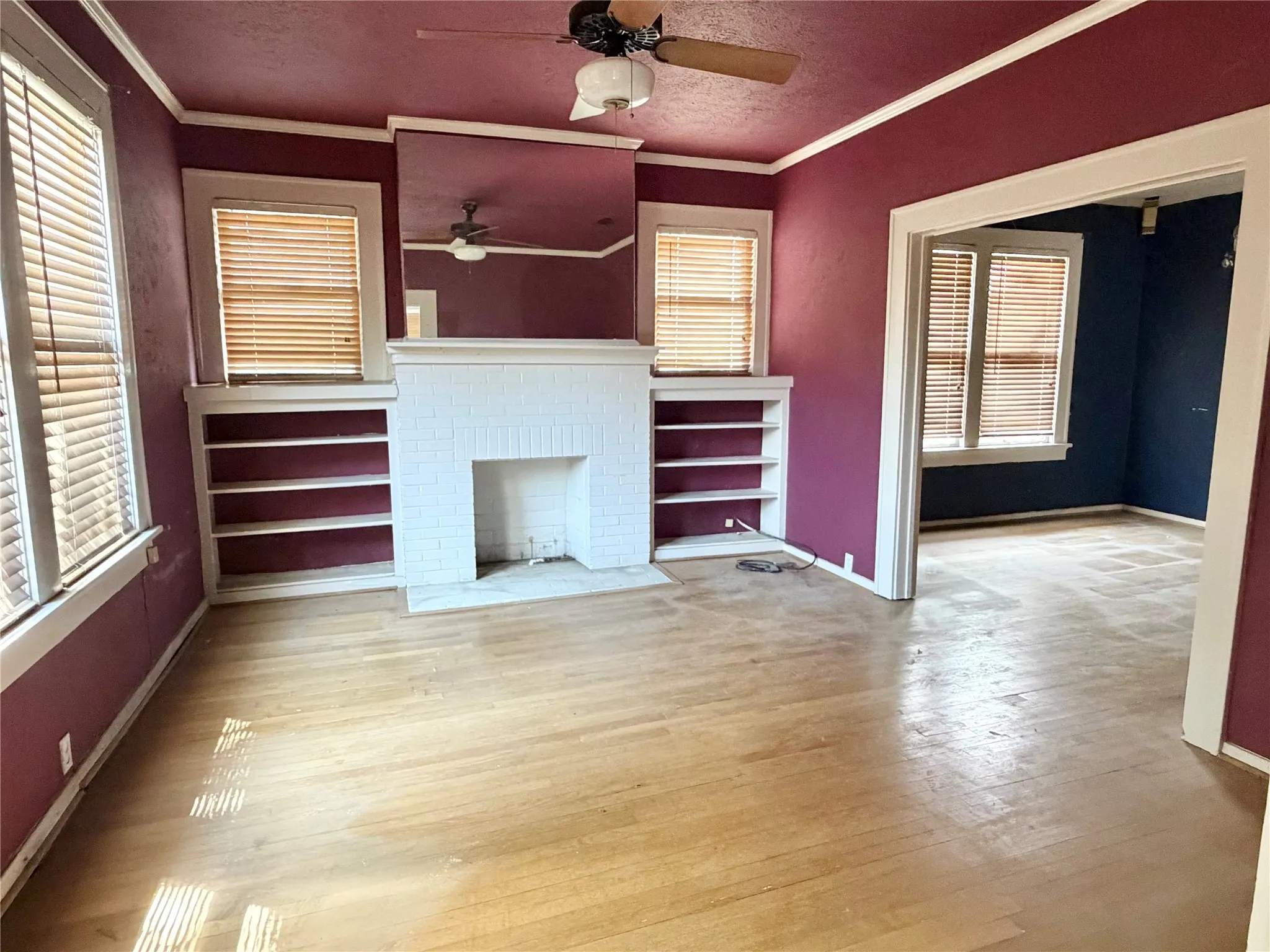 Single Family Residence For Sale in Dallas County , 6147 Richmond Avenue, Dallas, Texas 75214, 2 Bedroom, 2 Bathroom, Garage spaces, 1,248 Sqft, built in 1936, mls#21367826, Real Estate Agent in Dallas, Homes For Sale in Dallas county, Homes For Sale in Dallas, Realtor in Dallas Texas, Real Estate Brokerage Independent Realty Texas, Luminita Cordes Realtor