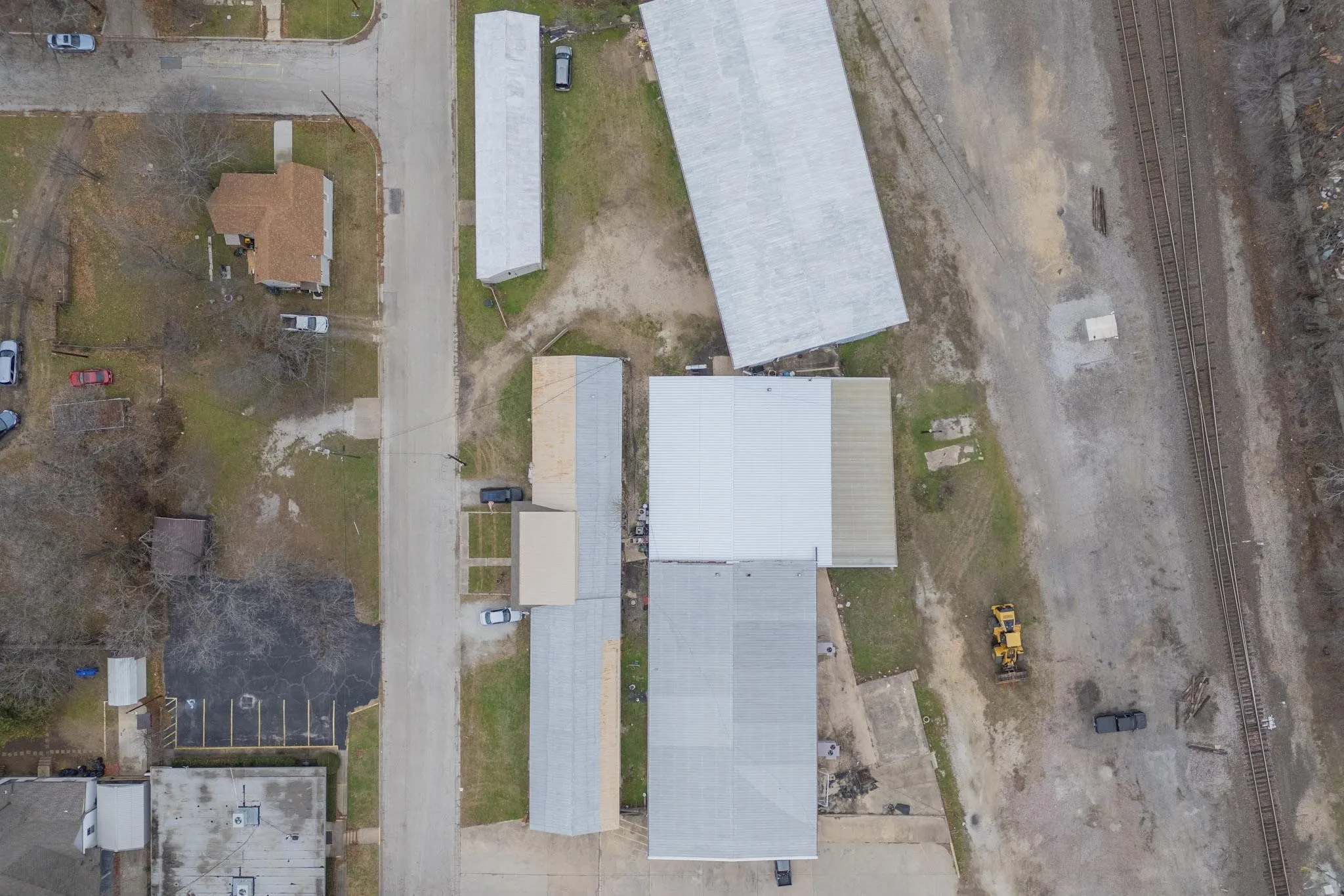 Warehouse For Rent in Cooke County , 517 E Broadway Street, Gainesville, Texas 76240, 0, 0, Garage spaces, 0 Sqft, built in 1970, mls#21371584, Real Estate Agent in Gainesville, Homes For Rent in Cooke county, Homes For Rent in Gainesville, Realtor in Gainesville Texas, Real Estate Brokerage Independent Realty Texas, Luminita Cordes Realtor