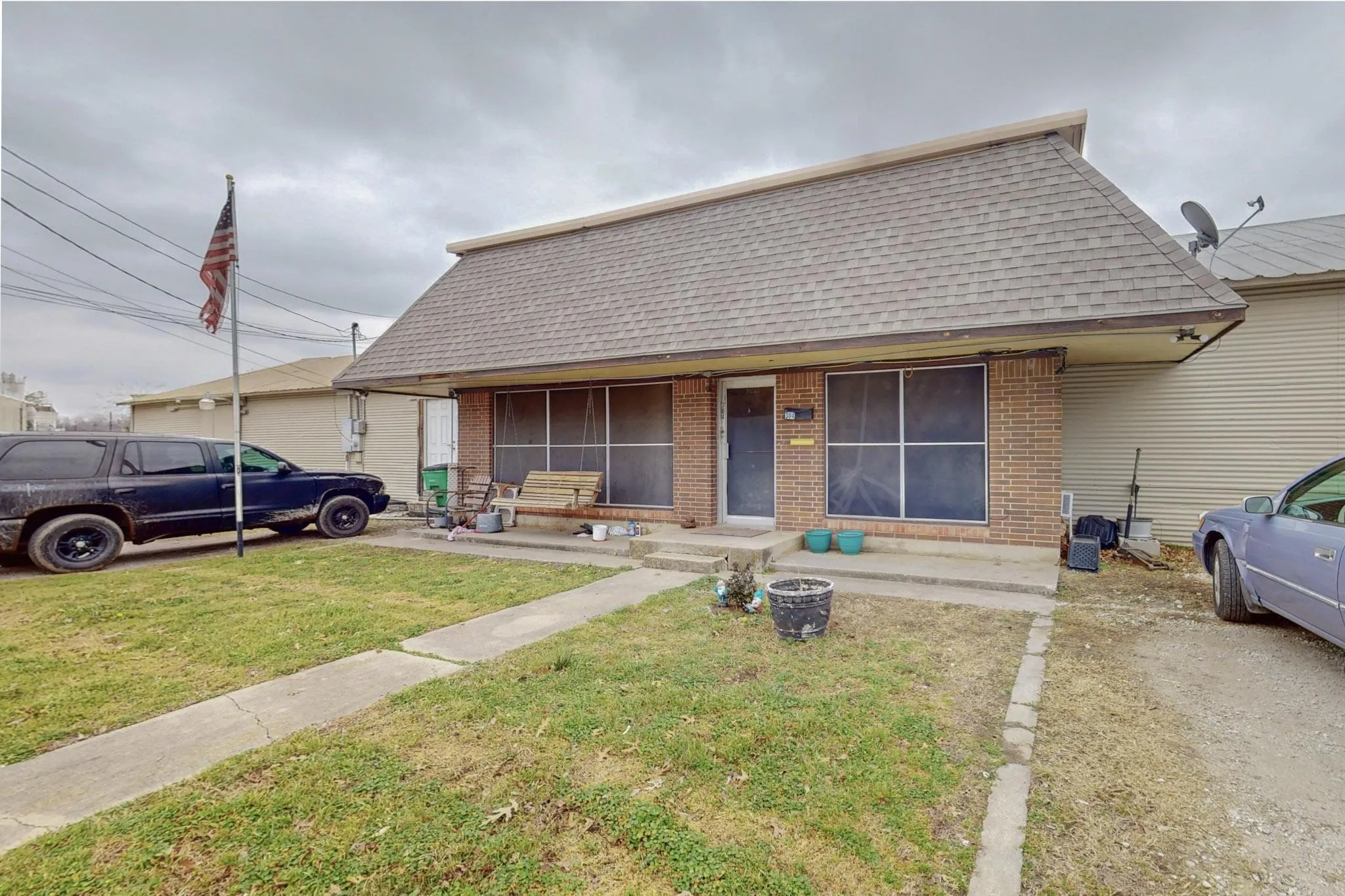 Warehouse For Rent in Cooke County , 517 E Broadway Street, Gainesville, Texas 76240, 0, 0, Garage spaces, 0 Sqft, built in 1970, mls#21371584, Real Estate Agent in Gainesville, Homes For Rent in Cooke county, Homes For Rent in Gainesville, Realtor in Gainesville Texas, Real Estate Brokerage Independent Realty Texas, Luminita Cordes Realtor