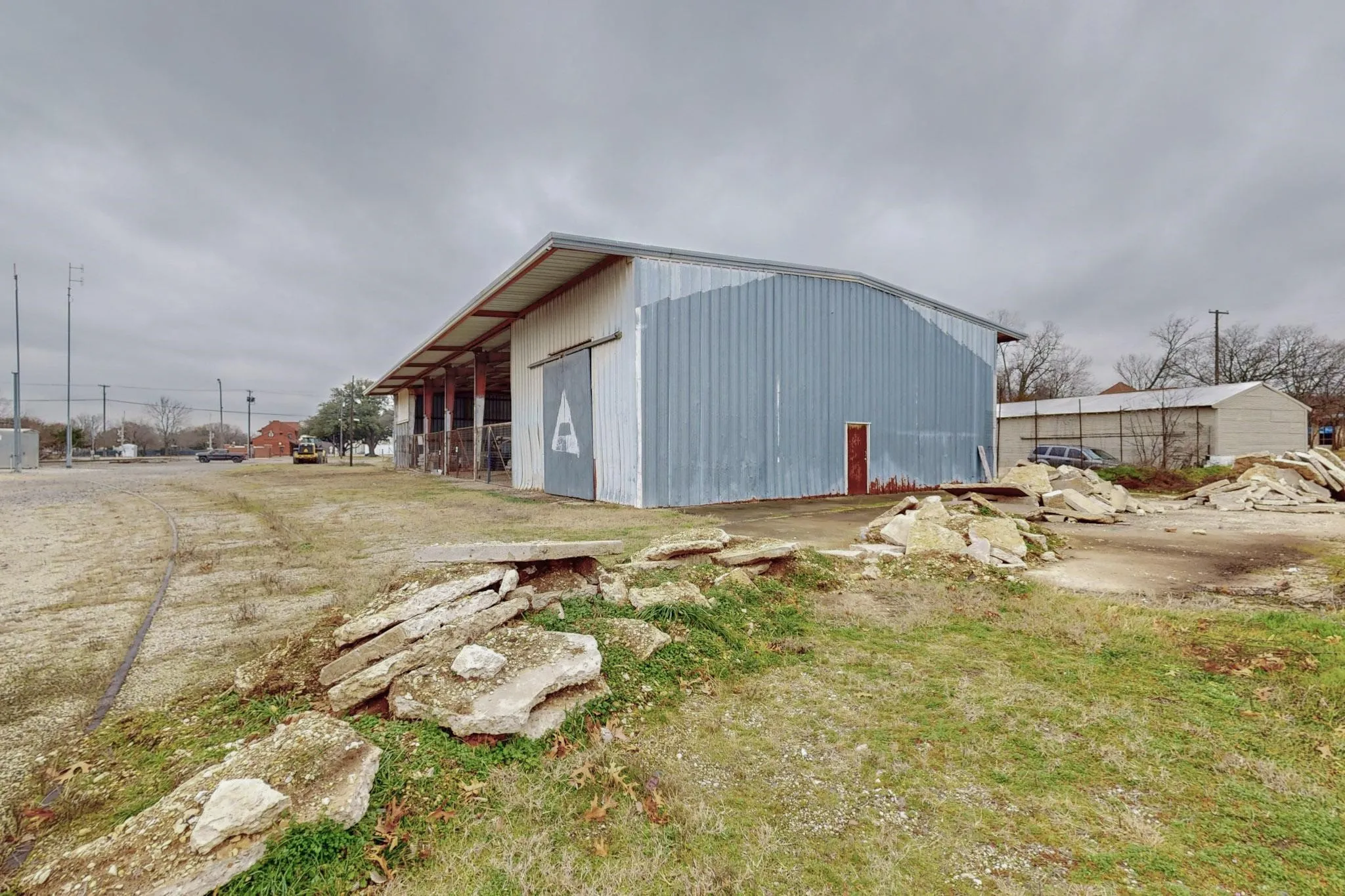 Warehouse For Rent in Cooke County , 517 E Broadway Street, Gainesville, Texas 76240, 0, 0, Garage spaces, 0 Sqft, built in 1970, mls#21371584, Real Estate Agent in Gainesville, Homes For Rent in Cooke county, Homes For Rent in Gainesville, Realtor in Gainesville Texas, Real Estate Brokerage Independent Realty Texas, Luminita Cordes Realtor