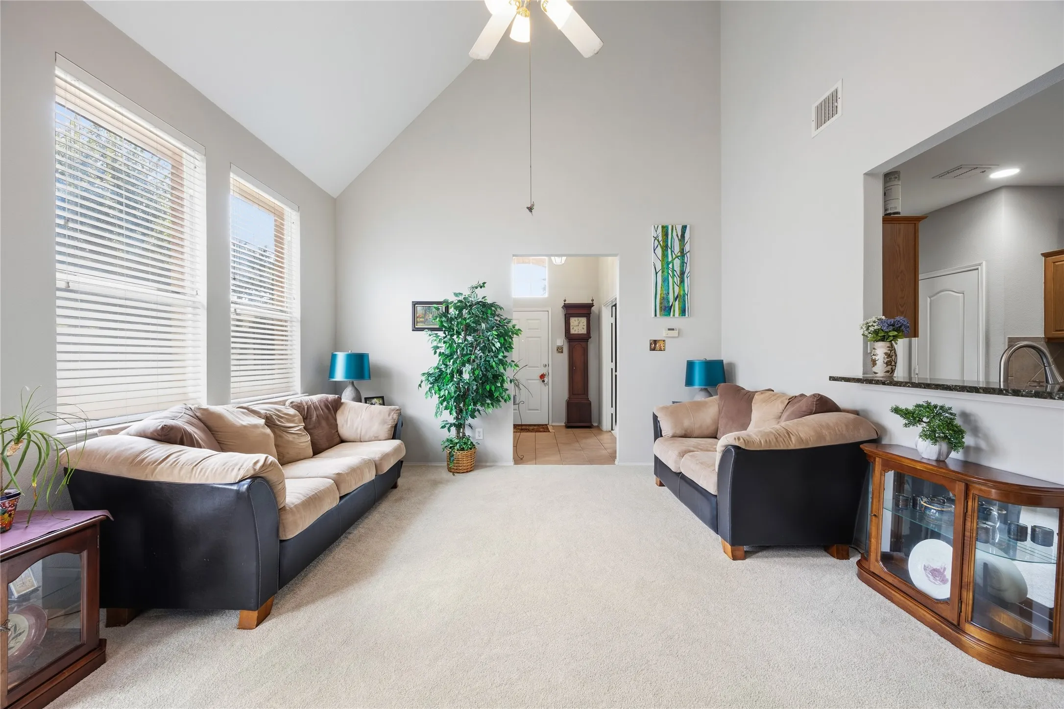 Single Family Residence For Sale in Dallas County , 510 Archer Drive, Coppell, Texas 75019, 2 Bedroom, 3 Bathroom, 2 Garage spaces, 1,560 Sqft, built in 2000, mls#21371587, Real Estate Agent in Coppell, Homes For Sale in Dallas county, Homes For Sale in Coppell, Realtor in Coppell Texas, Real Estate Brokerage Independent Realty Texas, Luminita Cordes Realtor