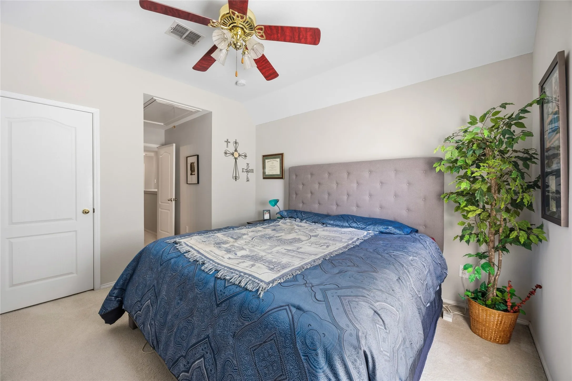 Single Family Residence For Sale in Dallas County , 510 Archer Drive, Coppell, Texas 75019, 2 Bedroom, 3 Bathroom, 2 Garage spaces, 1,560 Sqft, built in 2000, mls#21371587, Real Estate Agent in Coppell, Homes For Sale in Dallas county, Homes For Sale in Coppell, Realtor in Coppell Texas, Real Estate Brokerage Independent Realty Texas, Luminita Cordes Realtor