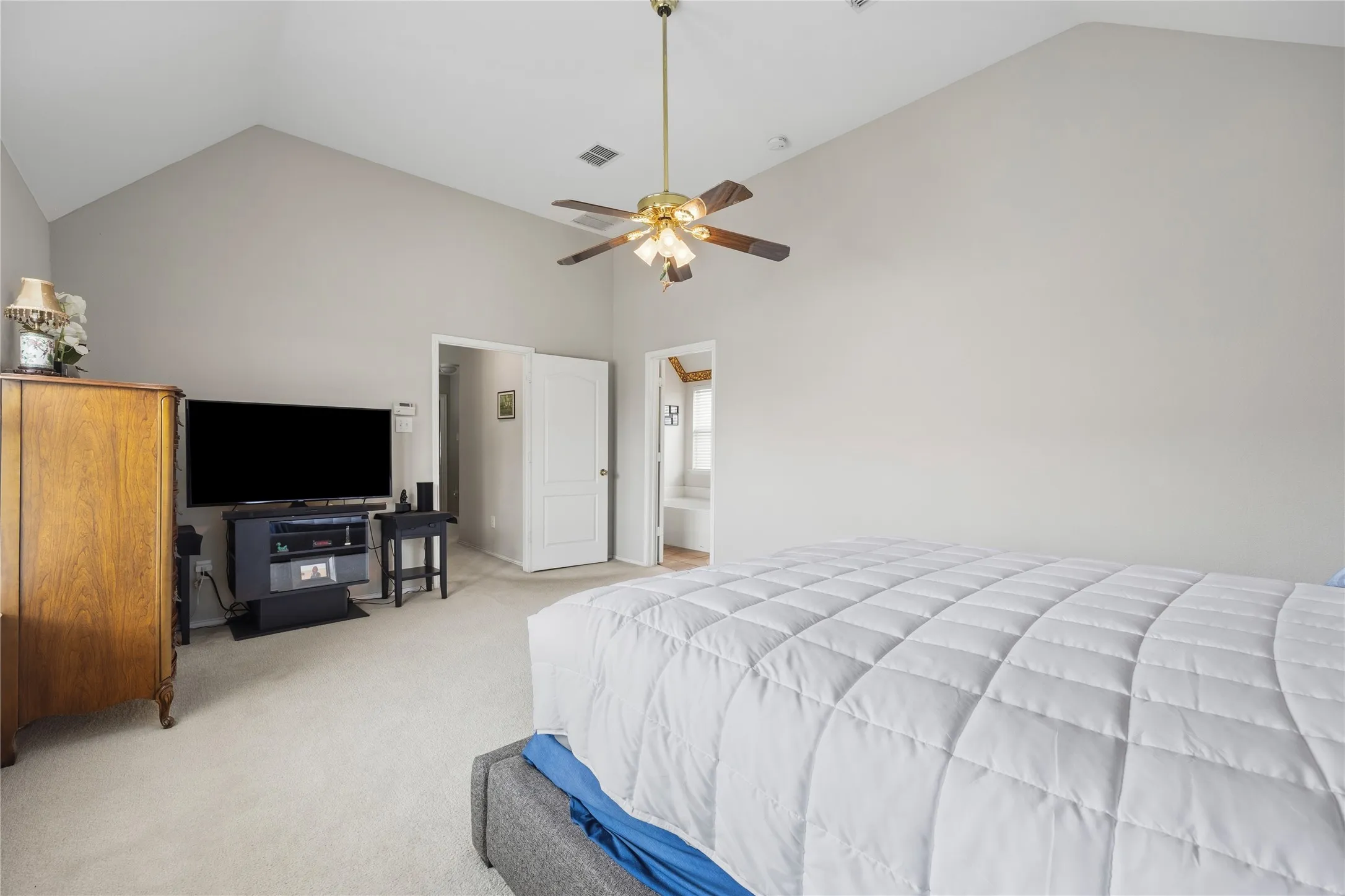 Single Family Residence For Sale in Dallas County , 510 Archer Drive, Coppell, Texas 75019, 2 Bedroom, 3 Bathroom, 2 Garage spaces, 1,560 Sqft, built in 2000, mls#21371587, Real Estate Agent in Coppell, Homes For Sale in Dallas county, Homes For Sale in Coppell, Realtor in Coppell Texas, Real Estate Brokerage Independent Realty Texas, Luminita Cordes Realtor
