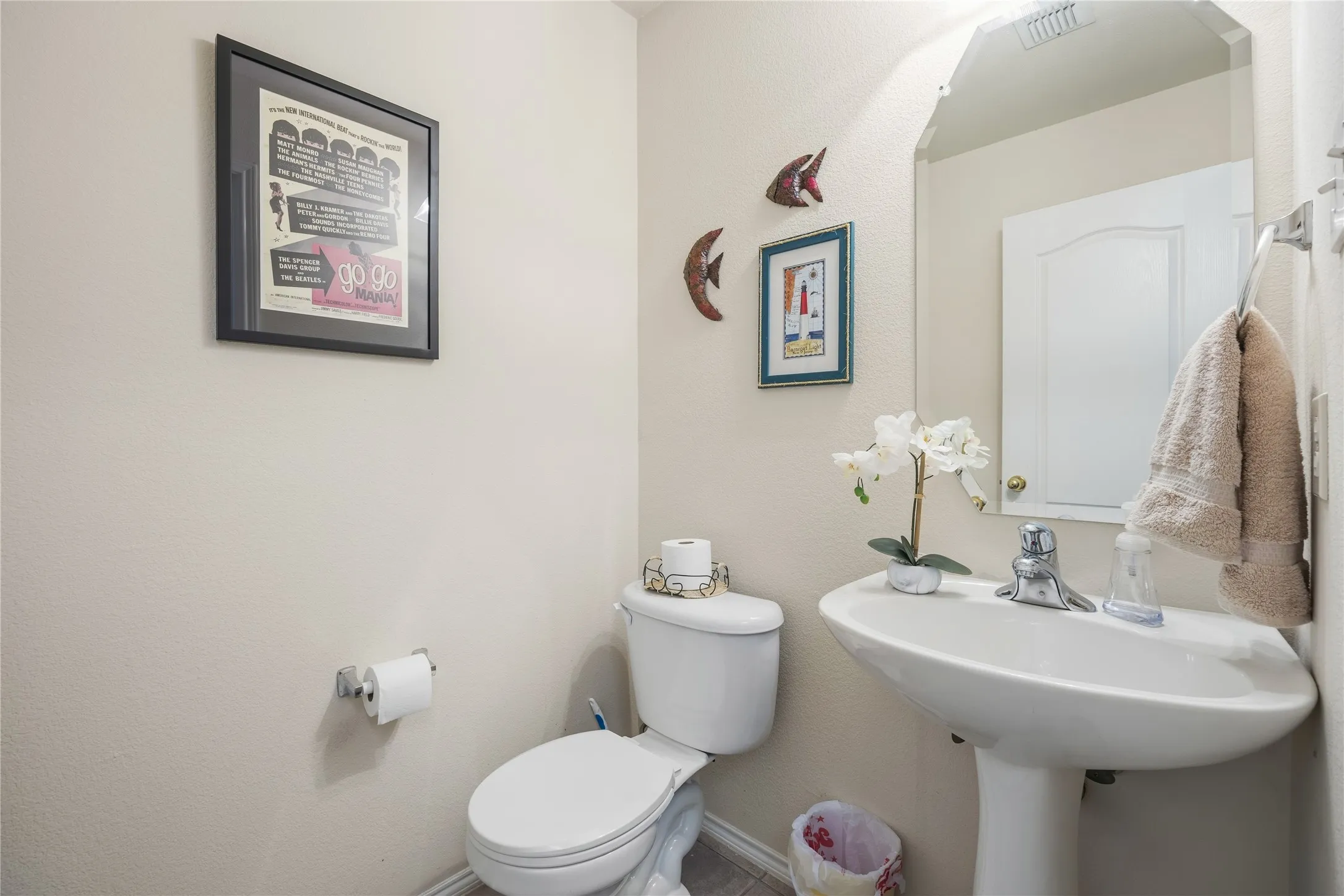 Single Family Residence For Sale in Dallas County , 510 Archer Drive, Coppell, Texas 75019, 2 Bedroom, 3 Bathroom, 2 Garage spaces, 1,560 Sqft, built in 2000, mls#21371587, Real Estate Agent in Coppell, Homes For Sale in Dallas county, Homes For Sale in Coppell, Realtor in Coppell Texas, Real Estate Brokerage Independent Realty Texas, Luminita Cordes Realtor