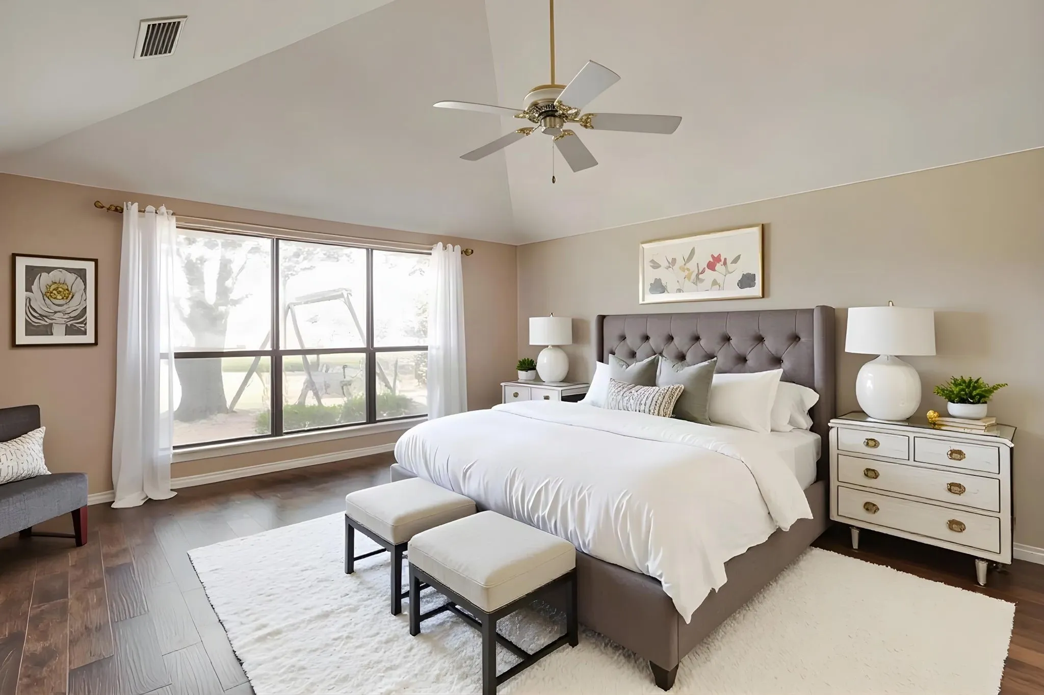 Single Family Residence For Sale in Hood County , 8810 Bellechase Road, Granbury, Texas 76049, 3 Bedroom, 2 Bathroom, 2 Garage spaces, 2,248 Sqft, built in 1993, mls#21371562, Real Estate Agent in Granbury, Homes For Sale in Hood county, Homes For Sale in Granbury, Realtor in Granbury Texas, Real Estate Brokerage Independent Realty Texas, Luminita Cordes Realtor