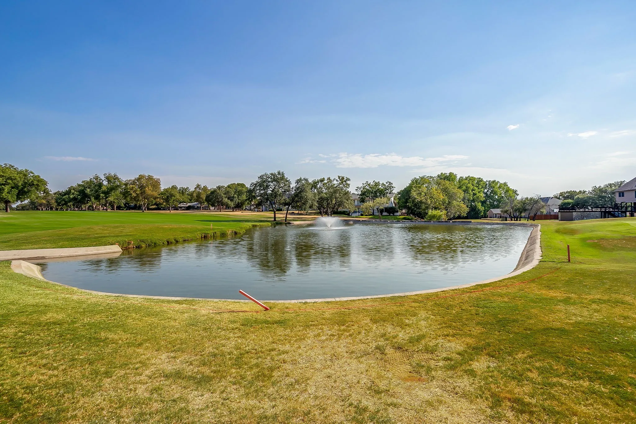 Single Family Residence For Sale in Hood County , 8810 Bellechase Road, Granbury, Texas 76049, 3 Bedroom, 2 Bathroom, 2 Garage spaces, 2,248 Sqft, built in 1993, mls#21371562, Real Estate Agent in Granbury, Homes For Sale in Hood county, Homes For Sale in Granbury, Realtor in Granbury Texas, Real Estate Brokerage Independent Realty Texas, Luminita Cordes Realtor