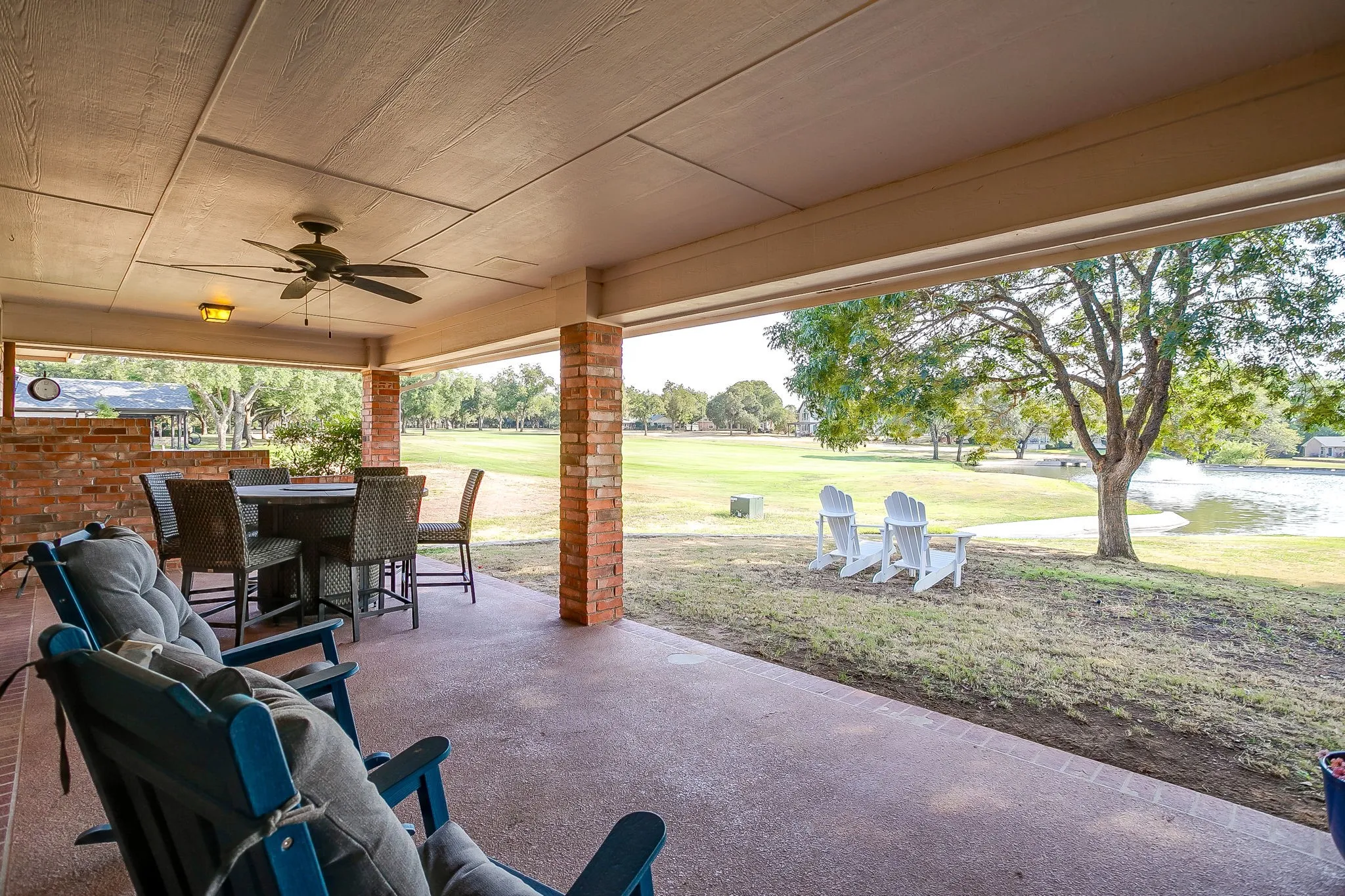 Single Family Residence For Sale in Hood County , 8810 Bellechase Road, Granbury, Texas 76049, 3 Bedroom, 2 Bathroom, 2 Garage spaces, 2,248 Sqft, built in 1993, mls#21371562, Real Estate Agent in Granbury, Homes For Sale in Hood county, Homes For Sale in Granbury, Realtor in Granbury Texas, Real Estate Brokerage Independent Realty Texas, Luminita Cordes Realtor