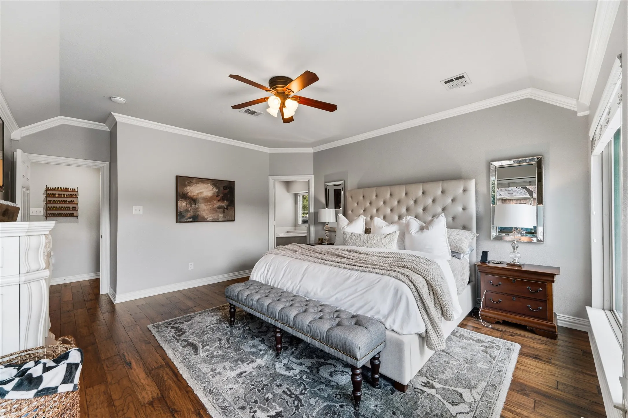 Single Family Residence For Sale in Rockwall County , 1530 Fairlakes Pointe Drive, Rockwall, Texas 75087, 5 Bedroom, 4 Bathroom, 3 Garage spaces, 3,415 Sqft, built in 1999, mls#21371232, Real Estate Agent in Rockwall, Homes For Sale in Rockwall county, Homes For Sale in Rockwall, Realtor in Rockwall Texas, Real Estate Brokerage Independent Realty Texas, Luminita Cordes Realtor
