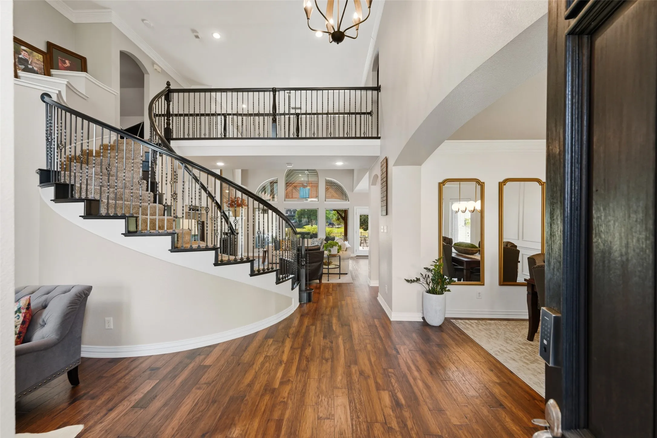 Single Family Residence For Sale in Rockwall County , 1530 Fairlakes Pointe Drive, Rockwall, Texas 75087, 5 Bedroom, 4 Bathroom, 3 Garage spaces, 3,415 Sqft, built in 1999, mls#21371232, Real Estate Agent in Rockwall, Homes For Sale in Rockwall county, Homes For Sale in Rockwall, Realtor in Rockwall Texas, Real Estate Brokerage Independent Realty Texas, Luminita Cordes Realtor