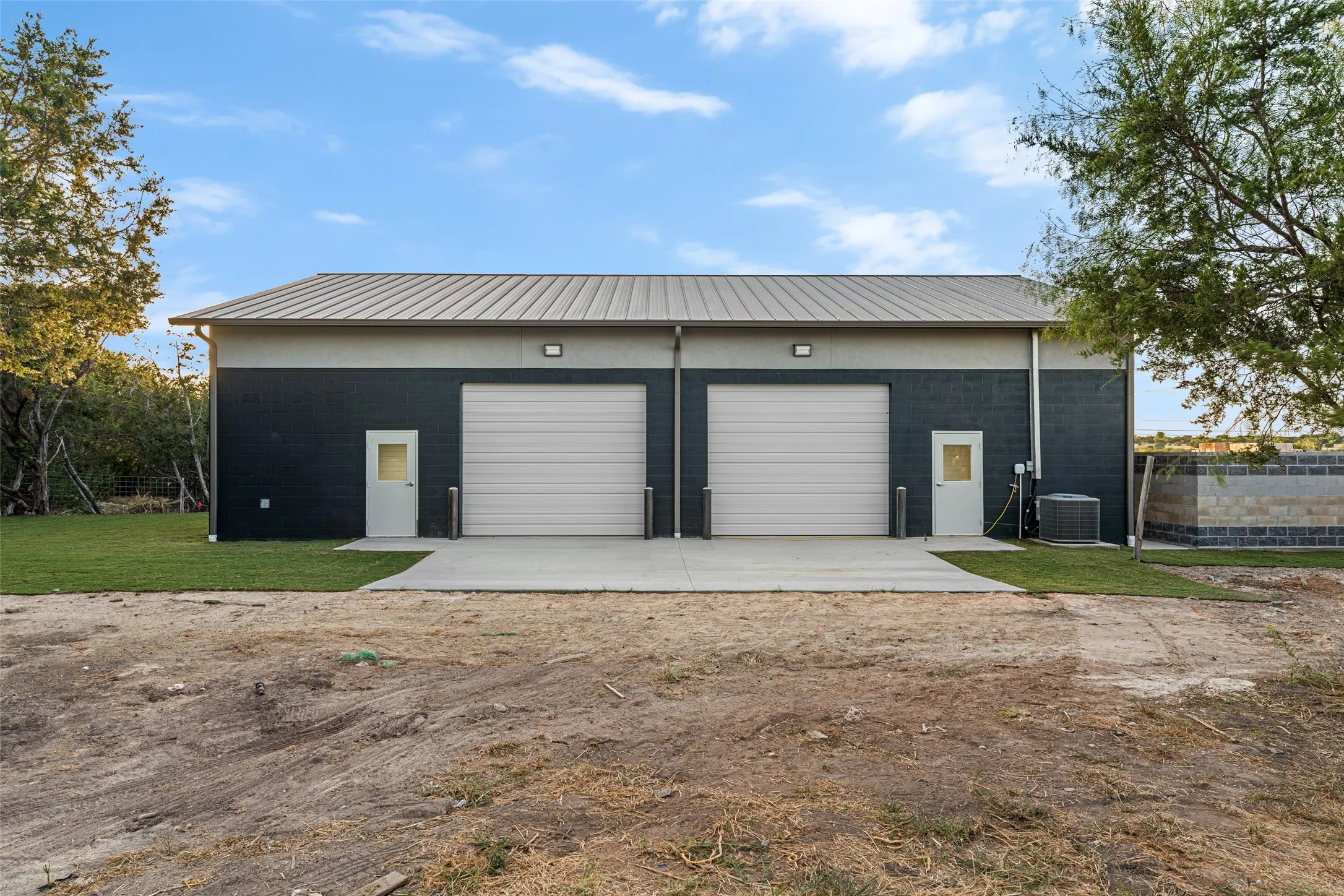 Business For Sale in Hood County , 2555 Paluxy Highway, Granbury, Texas 76048, 0, 0, Garage spaces, 2,410 Sqft, built in 2026, mls#21369418, Real Estate Agent in Granbury, Homes For Sale in Hood county, Homes For Sale in Granbury, Realtor in Granbury Texas, Real Estate Brokerage Independent Realty Texas, Luminita Cordes Realtor