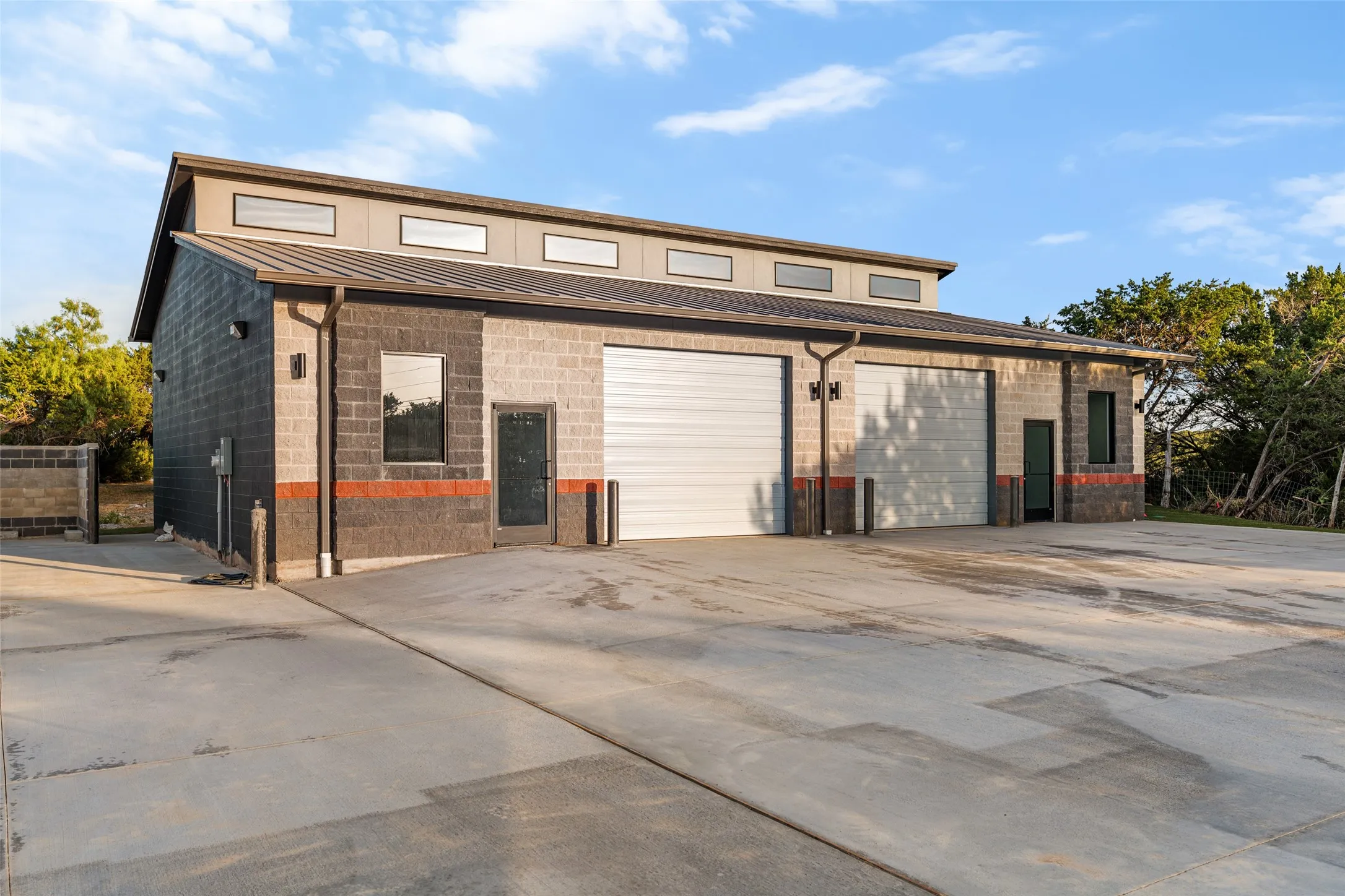 Business For Sale in Hood County , 2555 Paluxy Highway, Granbury, Texas 76048, 0, 0, Garage spaces, 2,410 Sqft, built in 2026, mls#21369418, Real Estate Agent in Granbury, Homes For Sale in Hood county, Homes For Sale in Granbury, Realtor in Granbury Texas, Real Estate Brokerage Independent Realty Texas, Luminita Cordes Realtor