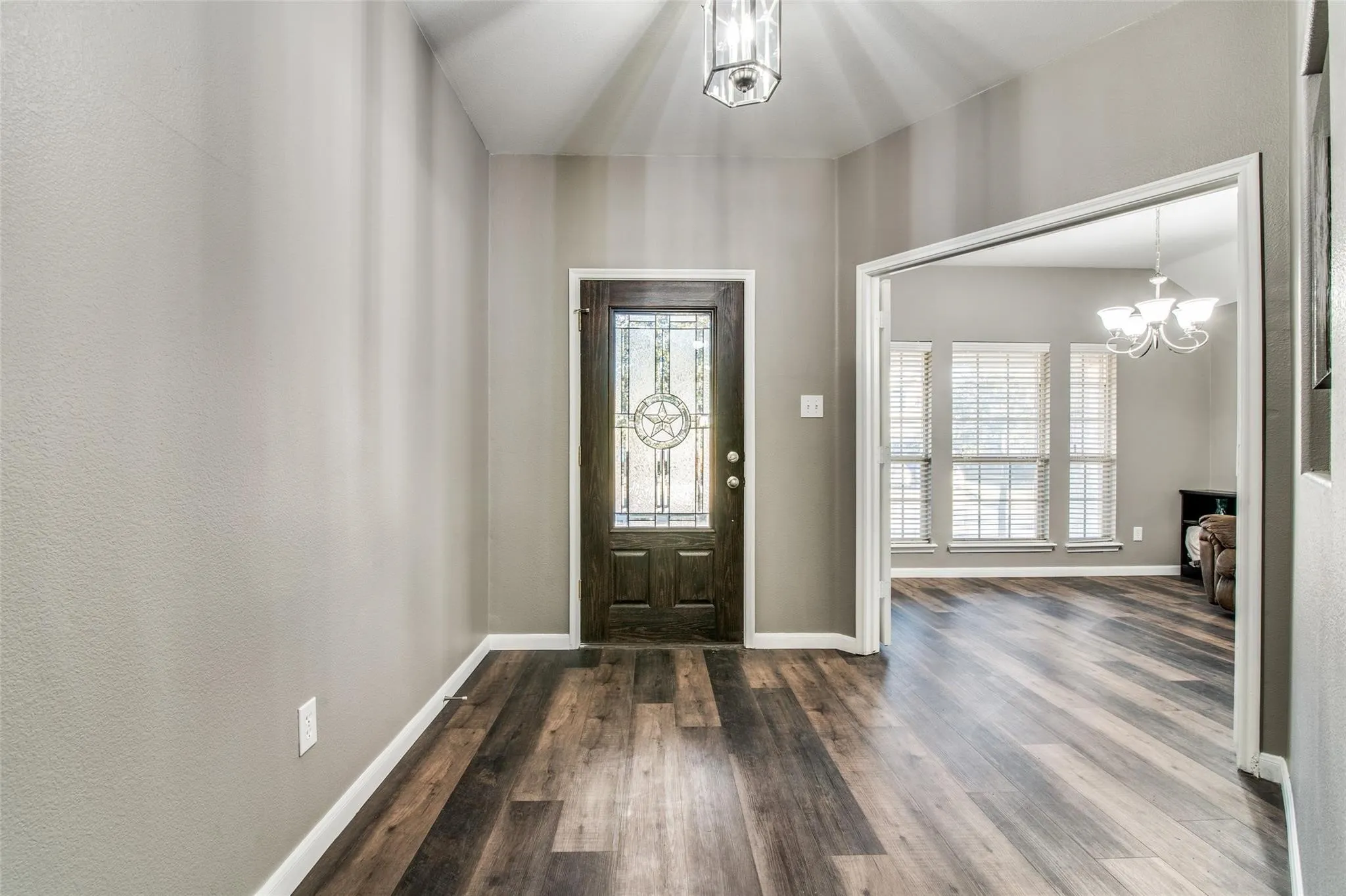 Single Family Residence For Sale in Kaufman County , 2017 Childress Drive, Forney, Texas 75126, 3 Bedroom, 2 Bathroom, 2 Garage spaces, 1,930 Sqft, built in 2011, mls#21370568, Real Estate Agent in Forney, Homes For Sale in Kaufman county, Homes For Sale in Forney, Realtor in Forney Texas, Real Estate Brokerage Independent Realty Texas, Luminita Cordes Realtor