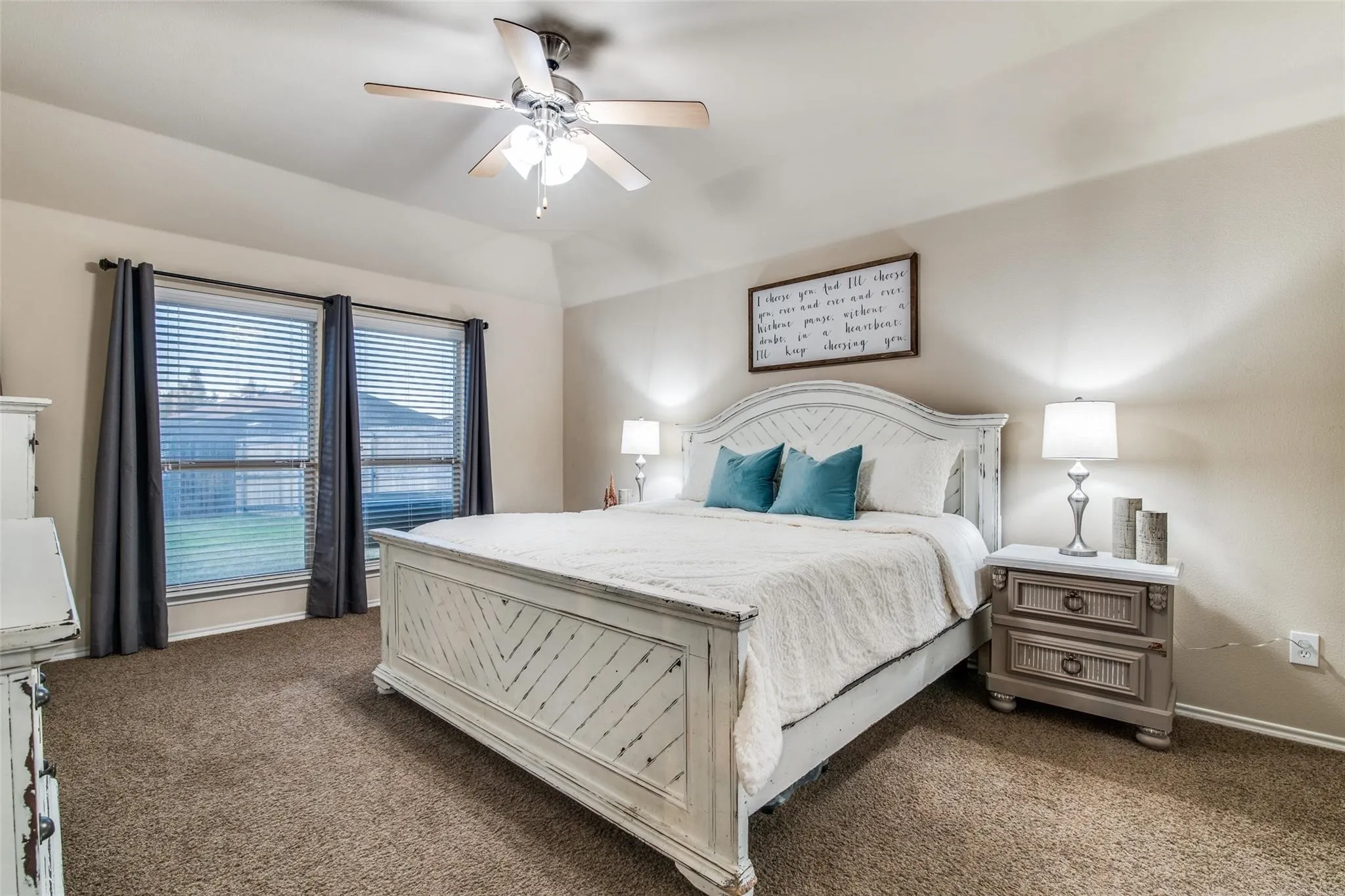 Single Family Residence For Sale in Kaufman County , 2017 Childress Drive, Forney, Texas 75126, 3 Bedroom, 2 Bathroom, 2 Garage spaces, 1,930 Sqft, built in 2011, mls#21370568, Real Estate Agent in Forney, Homes For Sale in Kaufman county, Homes For Sale in Forney, Realtor in Forney Texas, Real Estate Brokerage Independent Realty Texas, Luminita Cordes Realtor