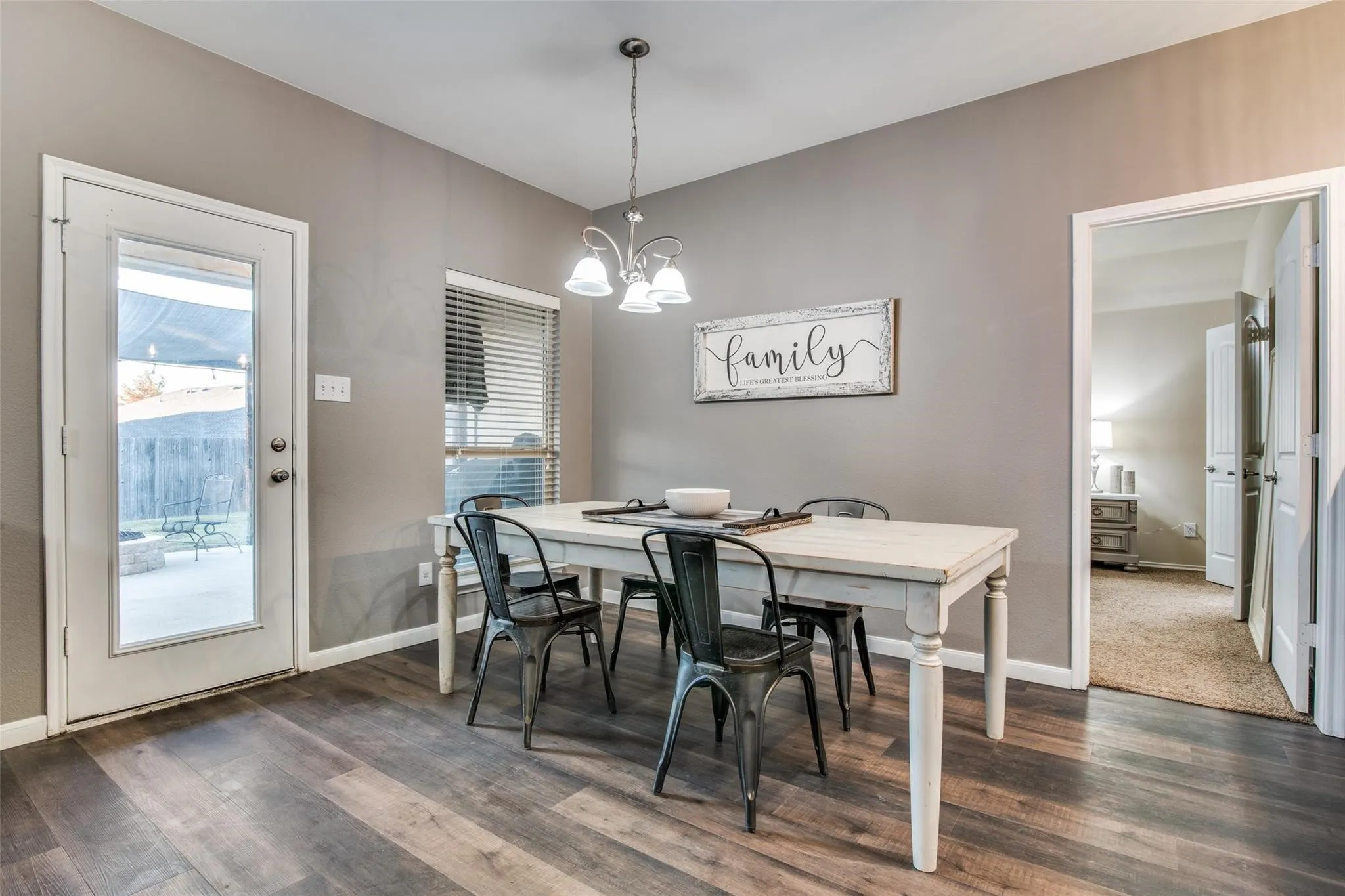 Single Family Residence For Sale in Kaufman County , 2017 Childress Drive, Forney, Texas 75126, 3 Bedroom, 2 Bathroom, 2 Garage spaces, 1,930 Sqft, built in 2011, mls#21370568, Real Estate Agent in Forney, Homes For Sale in Kaufman county, Homes For Sale in Forney, Realtor in Forney Texas, Real Estate Brokerage Independent Realty Texas, Luminita Cordes Realtor
