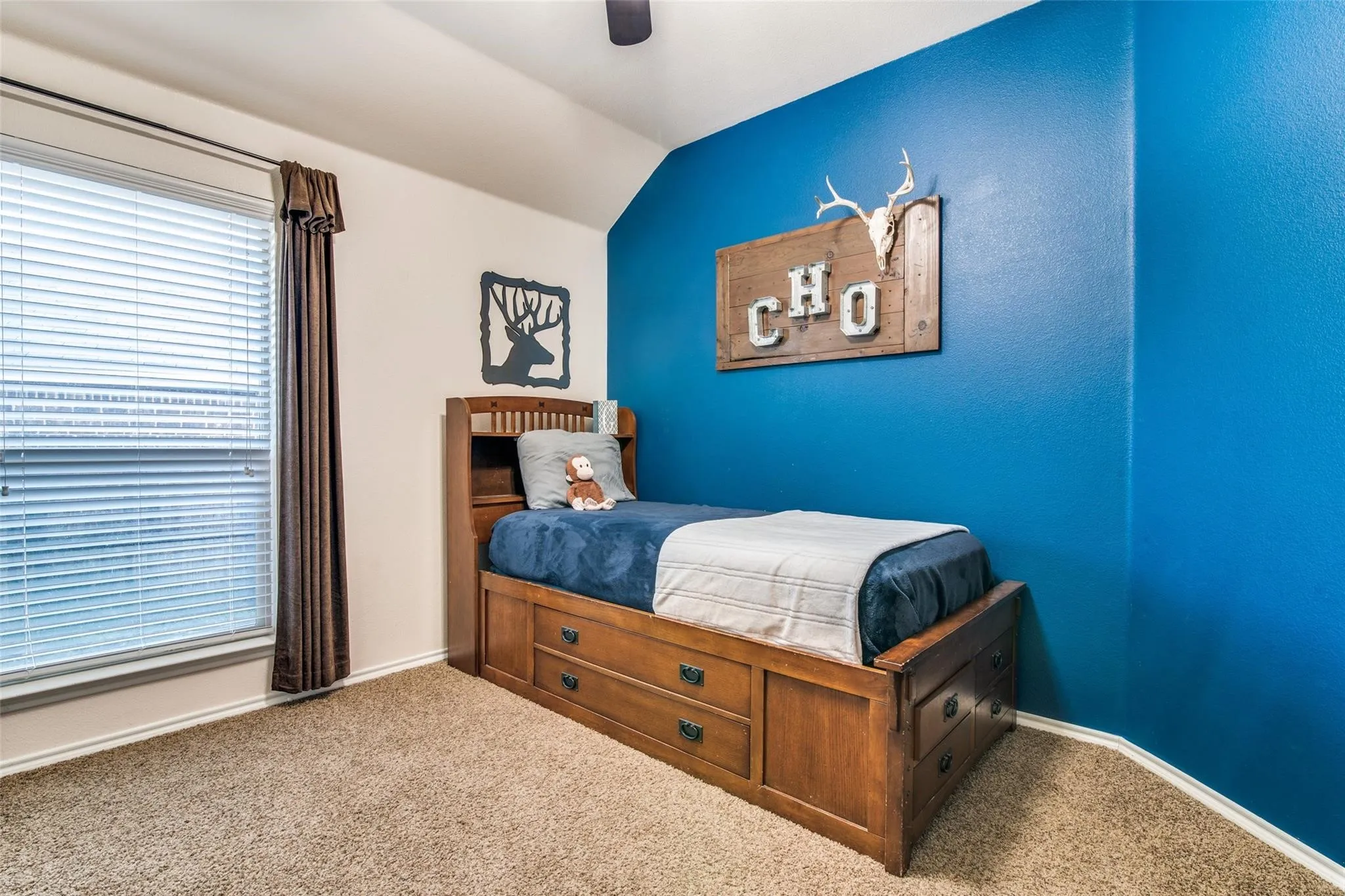Single Family Residence For Sale in Kaufman County , 2017 Childress Drive, Forney, Texas 75126, 3 Bedroom, 2 Bathroom, 2 Garage spaces, 1,930 Sqft, built in 2011, mls#21370568, Real Estate Agent in Forney, Homes For Sale in Kaufman county, Homes For Sale in Forney, Realtor in Forney Texas, Real Estate Brokerage Independent Realty Texas, Luminita Cordes Realtor