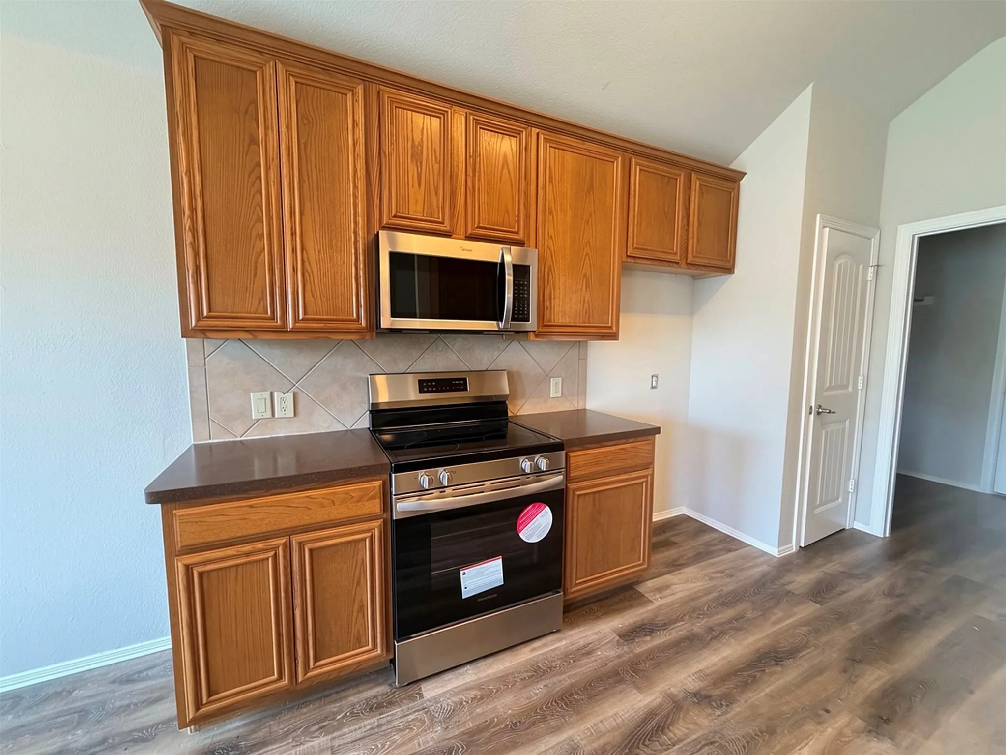 Single Family Residence For Rent in Kaufman County , 128 Starlight Drive, Forney, Texas 75126, 3 Bedroom, 2 Bathroom, 2 Garage spaces, 1,436 Sqft, built in 2007, mls#21371165, Real Estate Agent in Forney, Homes For Rent in Kaufman county, Homes For Rent in Forney, Realtor in Forney Texas, Real Estate Brokerage Independent Realty Texas, Luminita Cordes Realtor