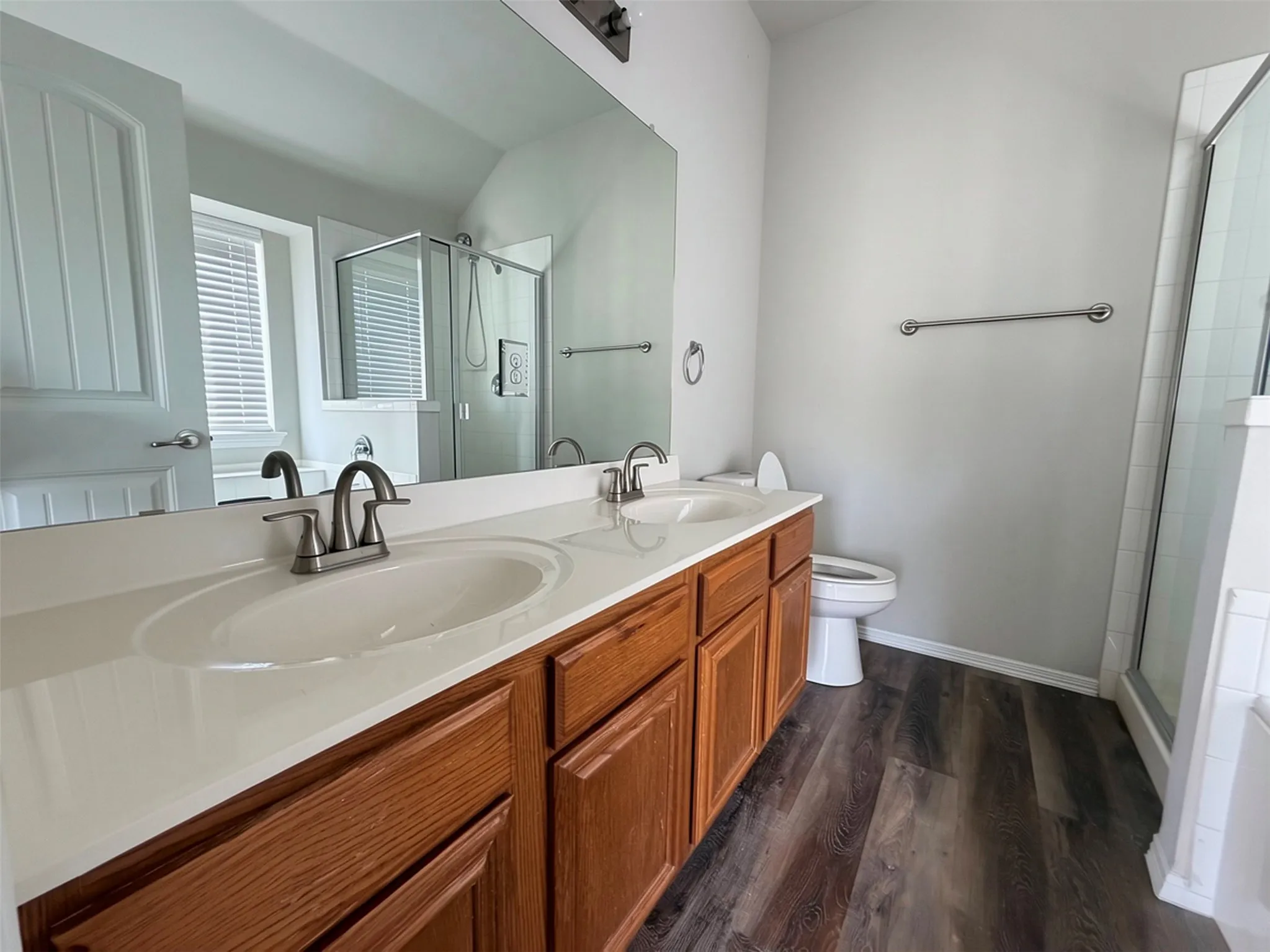 Single Family Residence For Rent in Kaufman County , 128 Starlight Drive, Forney, Texas 75126, 3 Bedroom, 2 Bathroom, 2 Garage spaces, 1,436 Sqft, built in 2007, mls#21371165, Real Estate Agent in Forney, Homes For Rent in Kaufman county, Homes For Rent in Forney, Realtor in Forney Texas, Real Estate Brokerage Independent Realty Texas, Luminita Cordes Realtor