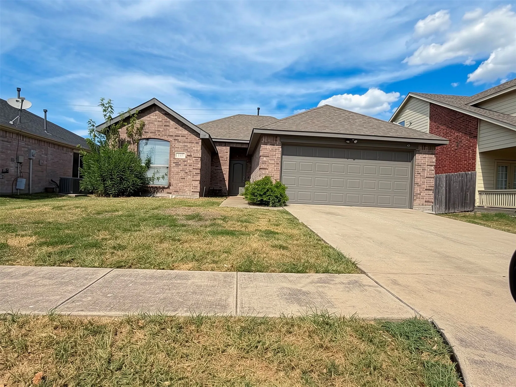 Single Family Residence For Rent in Kaufman County , 128 Starlight Drive, Forney, Texas 75126, 3 Bedroom, 2 Bathroom, 2 Garage spaces, 1,436 Sqft, built in 2007, mls#21371165, Real Estate Agent in Forney, Homes For Rent in Kaufman county, Homes For Rent in Forney, Realtor in Forney Texas, Real Estate Brokerage Independent Realty Texas, Luminita Cordes Realtor