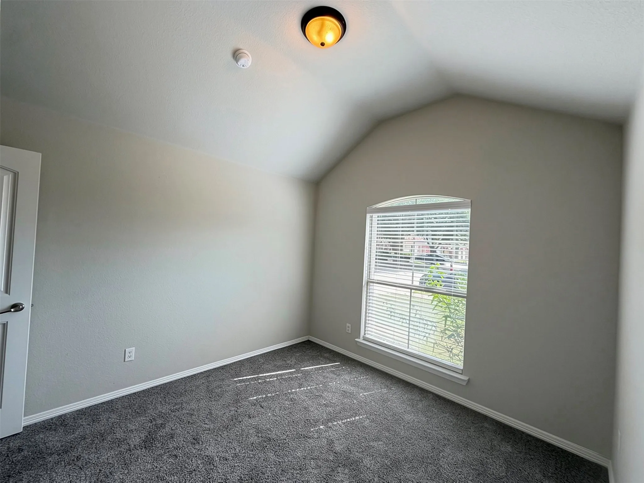 Single Family Residence For Rent in Kaufman County , 128 Starlight Drive, Forney, Texas 75126, 3 Bedroom, 2 Bathroom, 2 Garage spaces, 1,436 Sqft, built in 2007, mls#21371165, Real Estate Agent in Forney, Homes For Rent in Kaufman county, Homes For Rent in Forney, Realtor in Forney Texas, Real Estate Brokerage Independent Realty Texas, Luminita Cordes Realtor