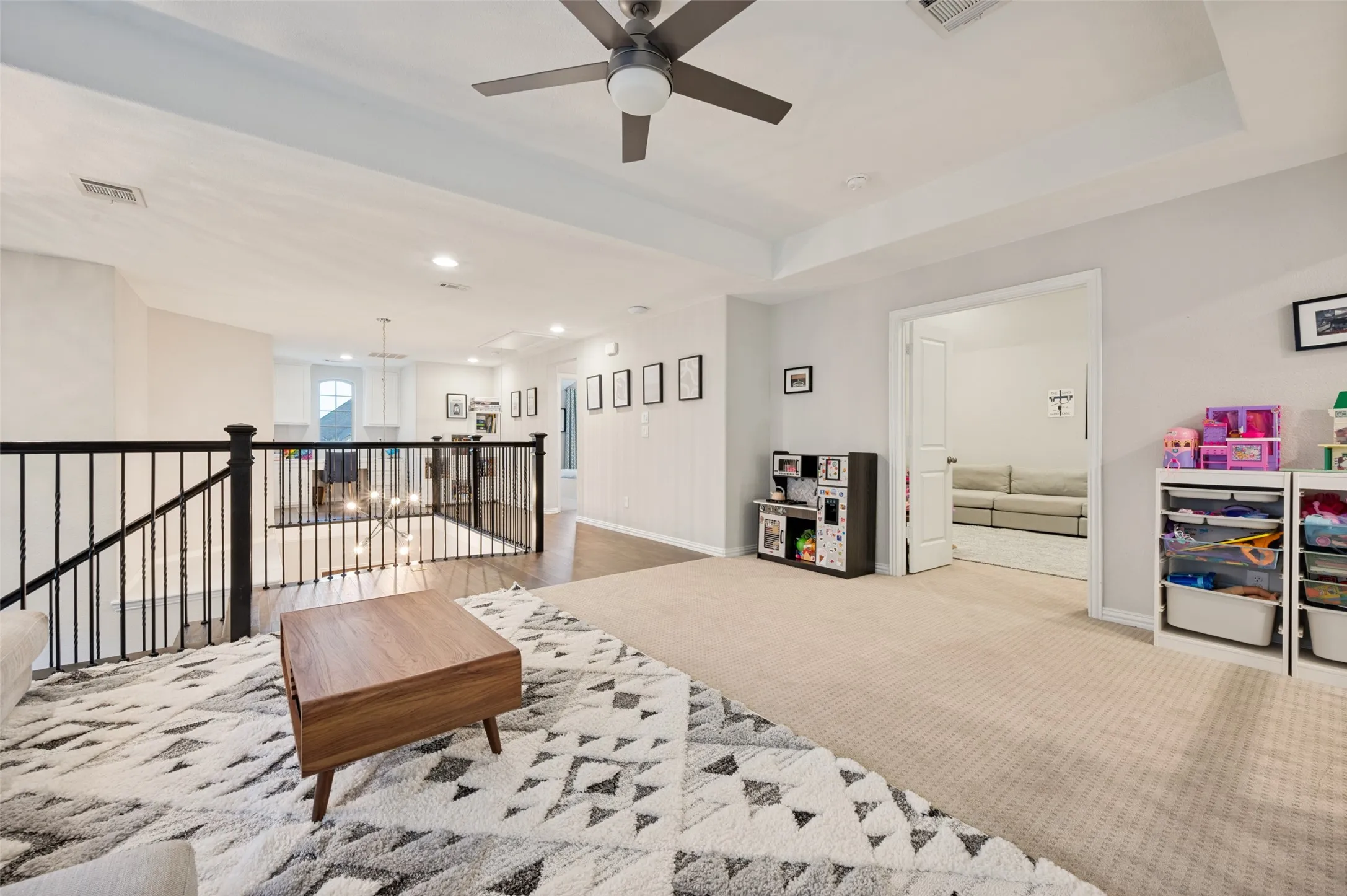 Single Family Residence For Sale in Dallas County , 125 Erling Lane, Irving, Texas 75039, 4 Bedroom, 4 Bathroom, 2 Garage spaces, 3,460 Sqft, built in 2018, mls#21371597, Real Estate Agent in Irving, Homes For Sale in Dallas county, Homes For Sale in Irving, Realtor in Irving Texas, Real Estate Brokerage Independent Realty Texas, Luminita Cordes Realtor