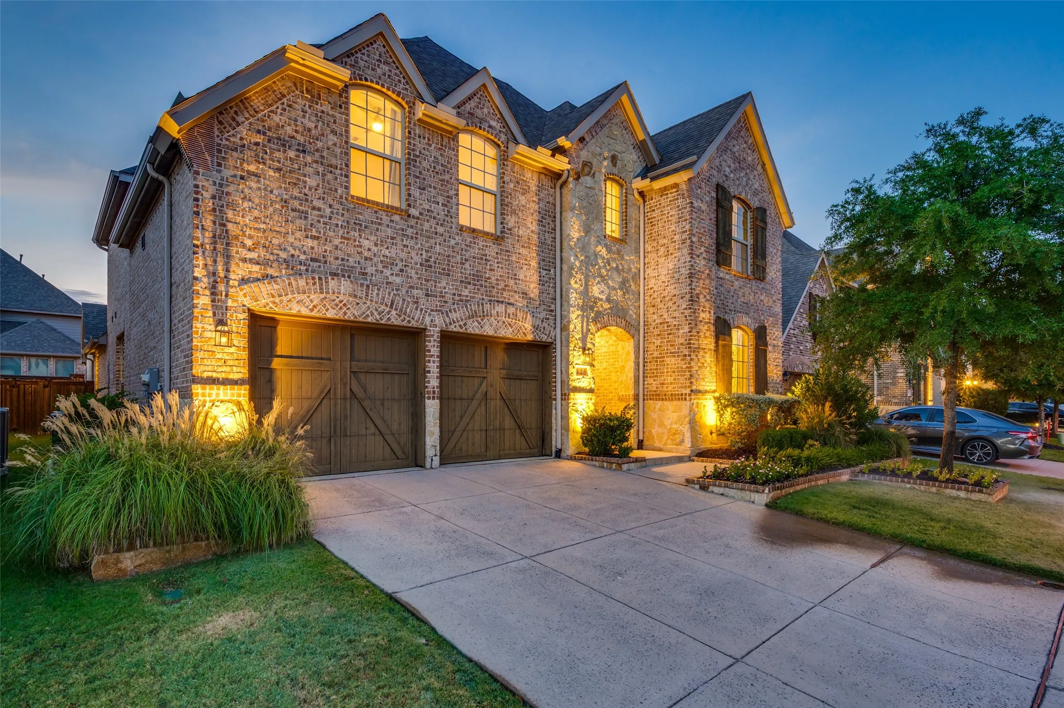 Single Family Residence For Sale in Dallas County , 125 Erling Lane, Irving, Texas 75039, 4 Bedroom, 4 Bathroom, 2 Garage spaces, 3,460 Sqft, built in 2018, mls#21371597, Real Estate Agent in Irving, Homes For Sale in Dallas county, Homes For Sale in Irving, Realtor in Irving Texas, Real Estate Brokerage Independent Realty Texas, Luminita Cordes Realtor