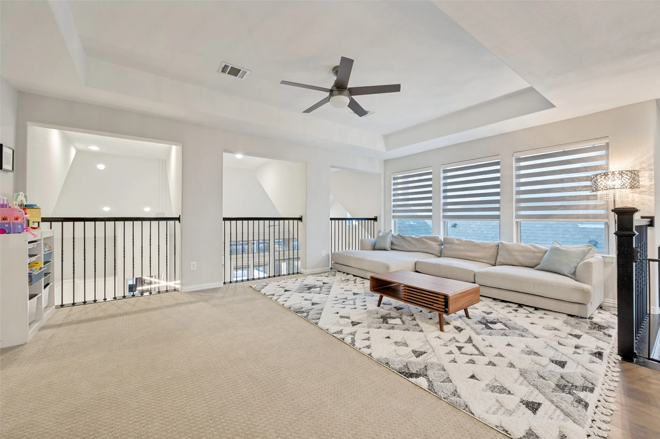 Single Family Residence For Sale in Dallas County , 125 Erling Lane, Irving, Texas 75039, 4 Bedroom, 4 Bathroom, 2 Garage spaces, 3,460 Sqft, built in 2018, mls#21371597, Real Estate Agent in Irving, Homes For Sale in Dallas county, Homes For Sale in Irving, Realtor in Irving Texas, Real Estate Brokerage Independent Realty Texas, Luminita Cordes Realtor
