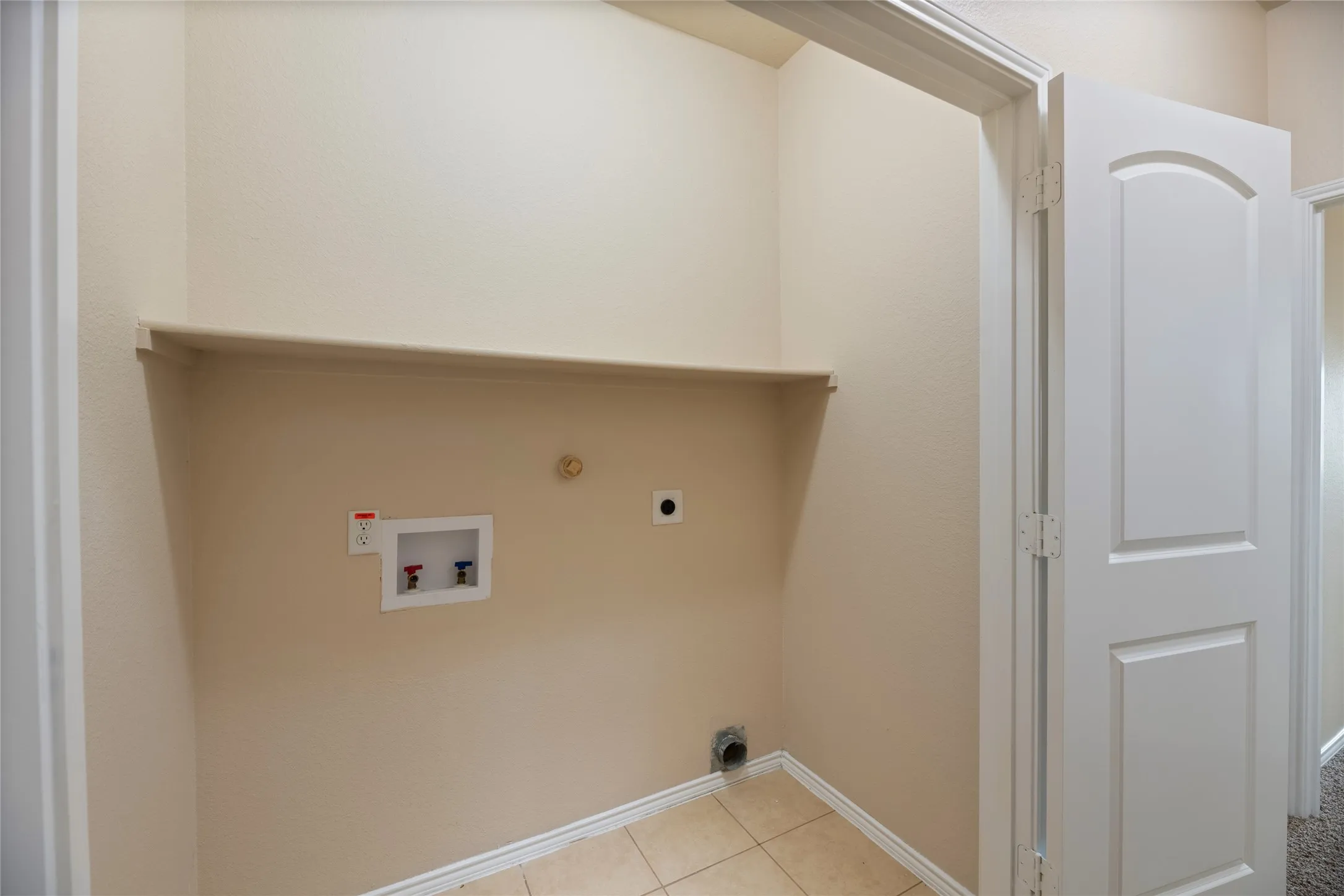Duplex For Rent in Collin County , 355 Armstrong Lane, Lavon, Texas 75166, 3 Bedroom, 2 Bathroom, 2 Garage spaces, 1,268 Sqft, built in 2010, mls#21347285, Real Estate Agent in Lavon, Homes For Rent in Collin county, Homes For Rent in Lavon, Realtor in Lavon Texas, Real Estate Brokerage Independent Realty Texas, Luminita Cordes Realtor