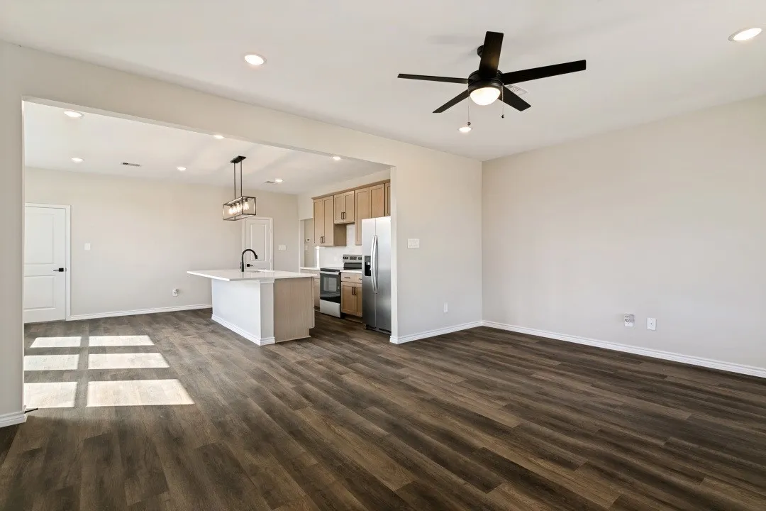 Single Family Residence For Rent in Johnson County , 1426 Dry Creek Drive, Cleburne, Texas 76033, 3 Bedroom, 2 Bathroom, 2 Garage spaces, 1,509 Sqft, built in 2026, mls#21371598, Real Estate Agent in Cleburne, Homes For Rent in Johnson county, Homes For Rent in Cleburne, Realtor in Cleburne Texas, Real Estate Brokerage Independent Realty Texas, Luminita Cordes Realtor
