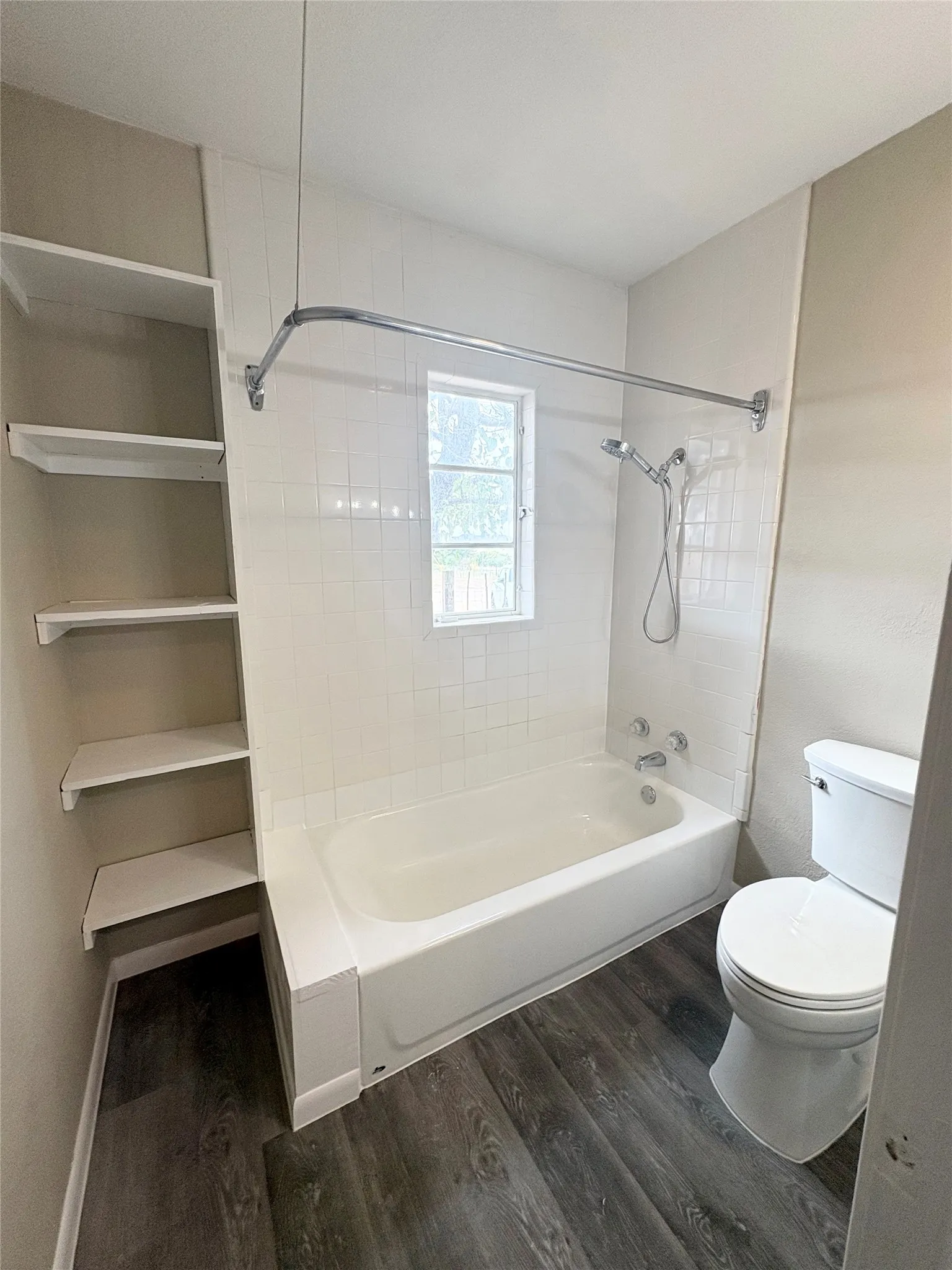 Single Family Residence For Rent in Parker County , 7015 FM 920, Weatherford, Texas 76088, 2 Bedroom, 1 Bathroom, Garage spaces, 851 Sqft, built in 1995, mls#21371590, Real Estate Agent in Weatherford, Homes For Rent in Parker county, Homes For Rent in Weatherford, Realtor in Weatherford Texas, Real Estate Brokerage Independent Realty Texas, Luminita Cordes Realtor