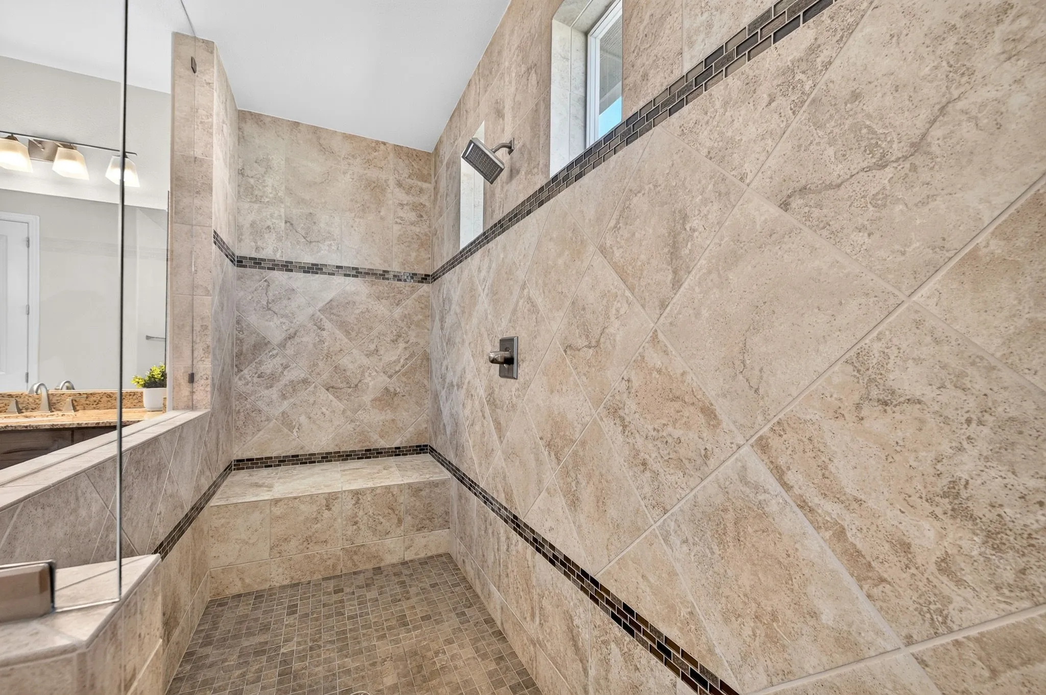 Single Family Residence For Sale in Denton County , 12604 Pumice Lane, Denton, Texas 76207, 3 Bedroom, 4 Bathroom, 3 Garage spaces, 2,641 Sqft, built in 2019, mls#21367523, Real Estate Agent in Denton, Homes For Sale in Denton county, Homes For Sale in Denton, Realtor in Denton Texas, Real Estate Brokerage Independent Realty Texas, Luminita Cordes Realtor
