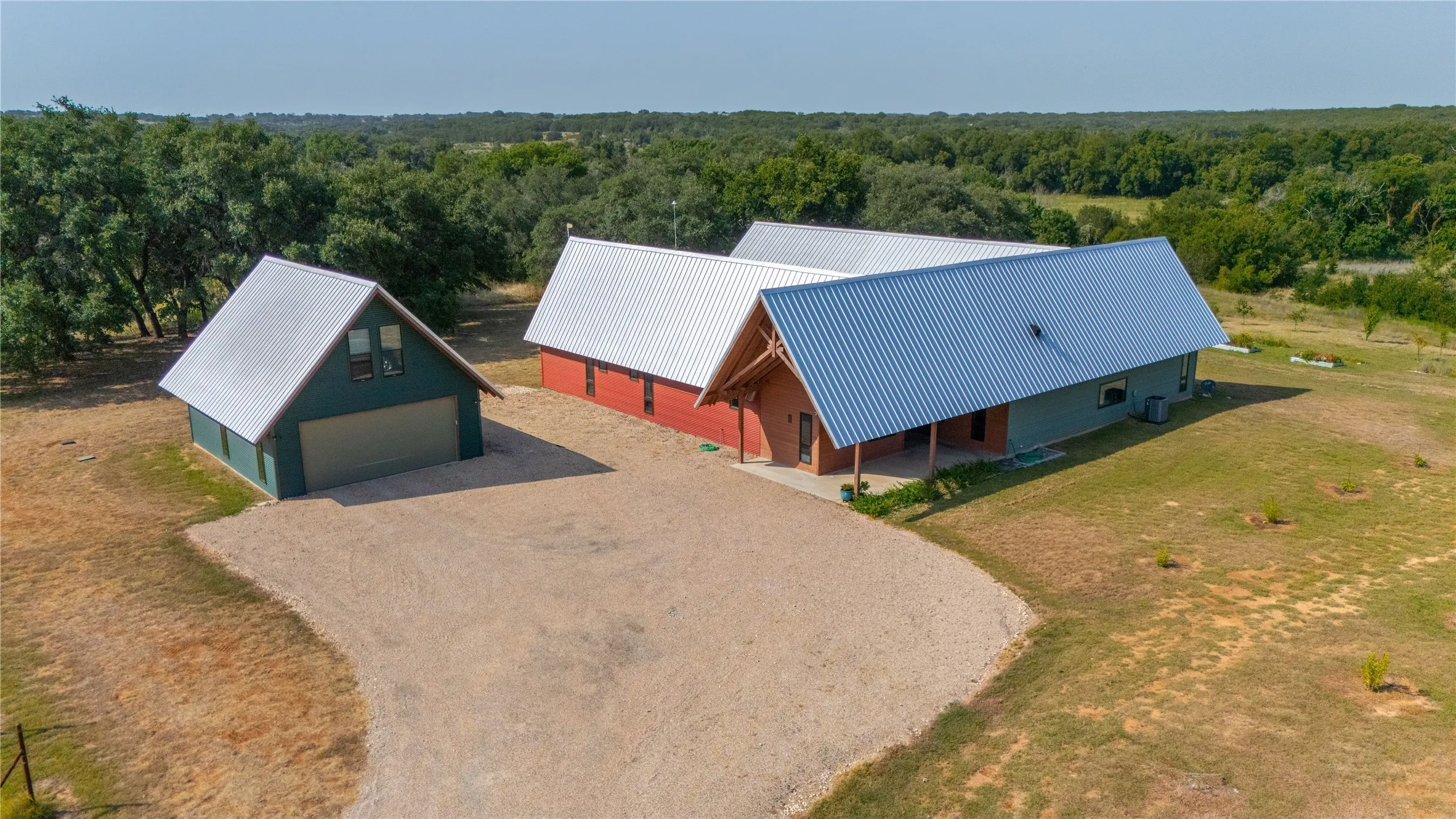 Farm For Sale in Erath County , 25270 East State Highway 6, Hico, Texas 76457, 4 Bedroom, 5 Bathroom, 2 Garage spaces, 2,763 Sqft, built in 2020, mls#21368172, Real Estate Agent in Hico, Homes For Sale in Erath county, Homes For Sale in Hico, Realtor in Hico Texas, Real Estate Brokerage Independent Realty Texas, Luminita Cordes Realtor