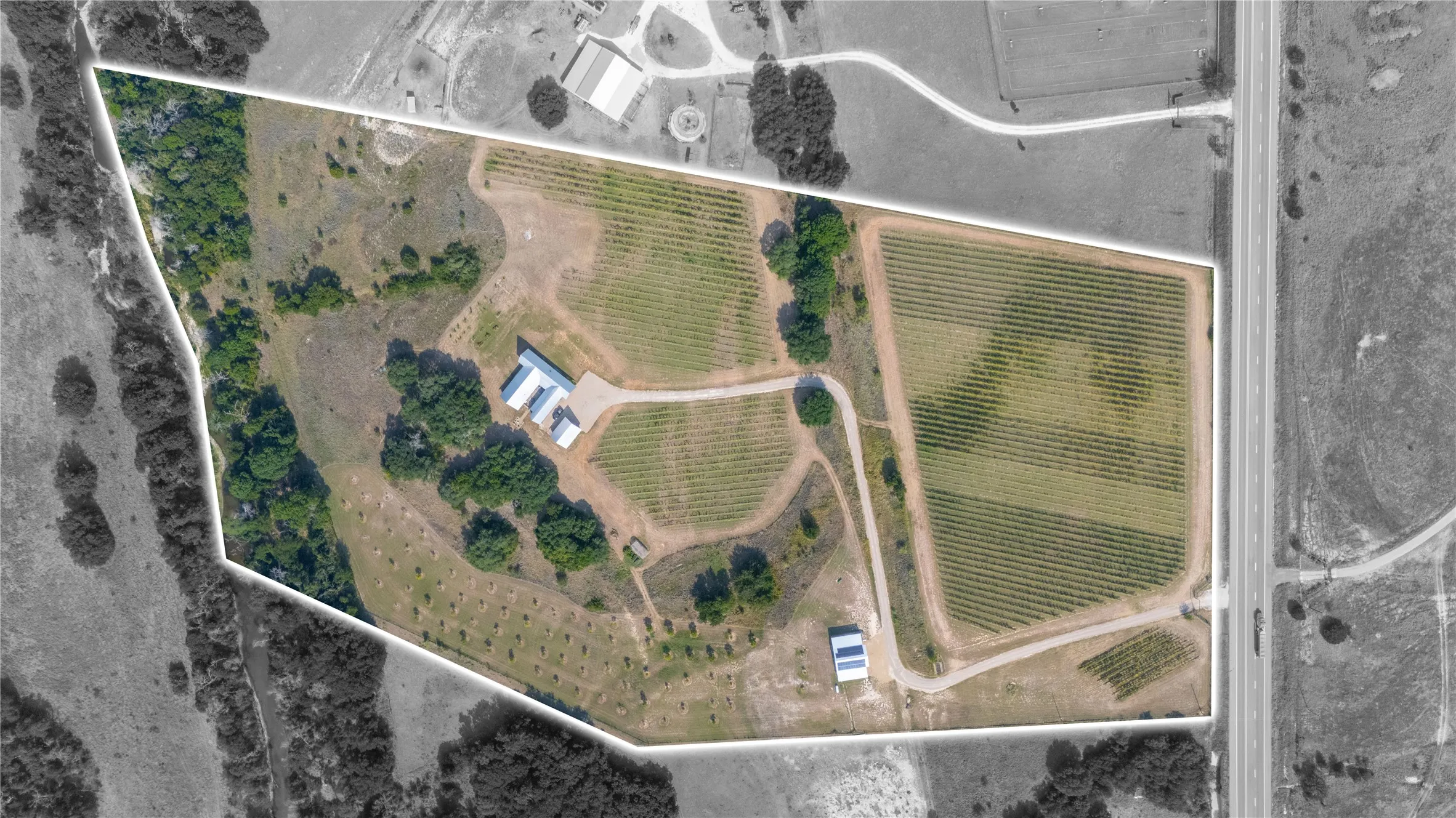 Farm For Sale in Erath County , 25270 East State Highway 6, Hico, Texas 76457, 4 Bedroom, 5 Bathroom, 2 Garage spaces, 2,763 Sqft, built in 2020, mls#21368172, Real Estate Agent in Hico, Homes For Sale in Erath county, Homes For Sale in Hico, Realtor in Hico Texas, Real Estate Brokerage Independent Realty Texas, Luminita Cordes Realtor