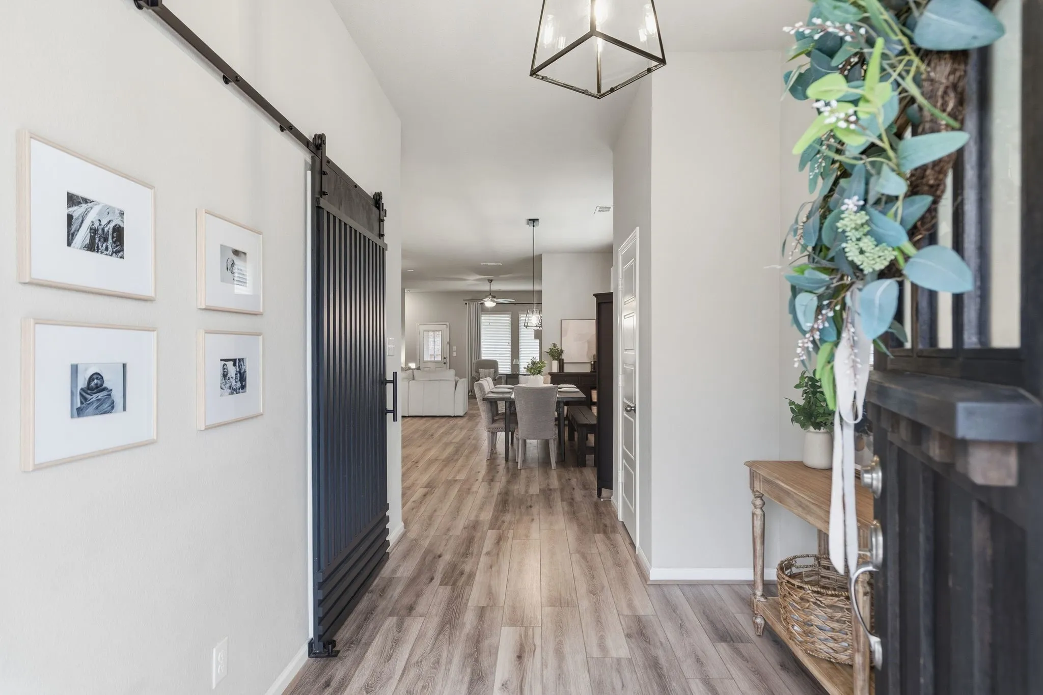 Single Family Residence For Sale in Kaufman County , 1545 Seminole Drive, Forney, Texas 75126, 3 Bedroom, 2 Bathroom, 2 Garage spaces, 2,268 Sqft, built in 2018, mls#21371608, Real Estate Agent in Forney, Homes For Sale in Kaufman county, Homes For Sale in Forney, Realtor in Forney Texas, Real Estate Brokerage Independent Realty Texas, Luminita Cordes Realtor