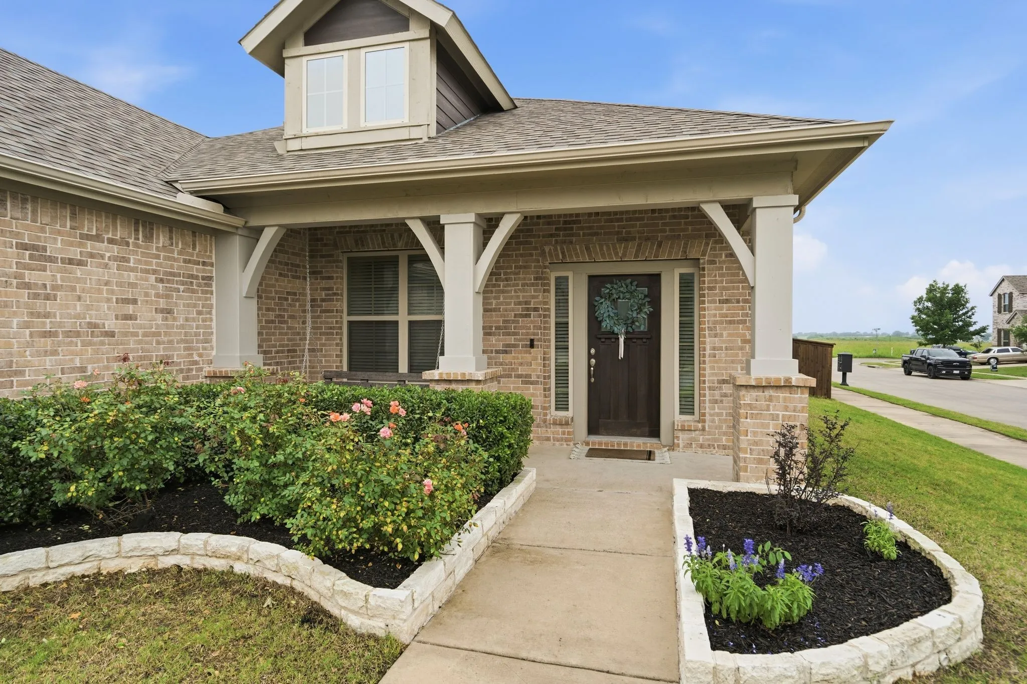 Single Family Residence For Sale in Kaufman County , 1545 Seminole Drive, Forney, Texas 75126, 3 Bedroom, 2 Bathroom, 2 Garage spaces, 2,268 Sqft, built in 2018, mls#21371608, Real Estate Agent in Forney, Homes For Sale in Kaufman county, Homes For Sale in Forney, Realtor in Forney Texas, Real Estate Brokerage Independent Realty Texas, Luminita Cordes Realtor