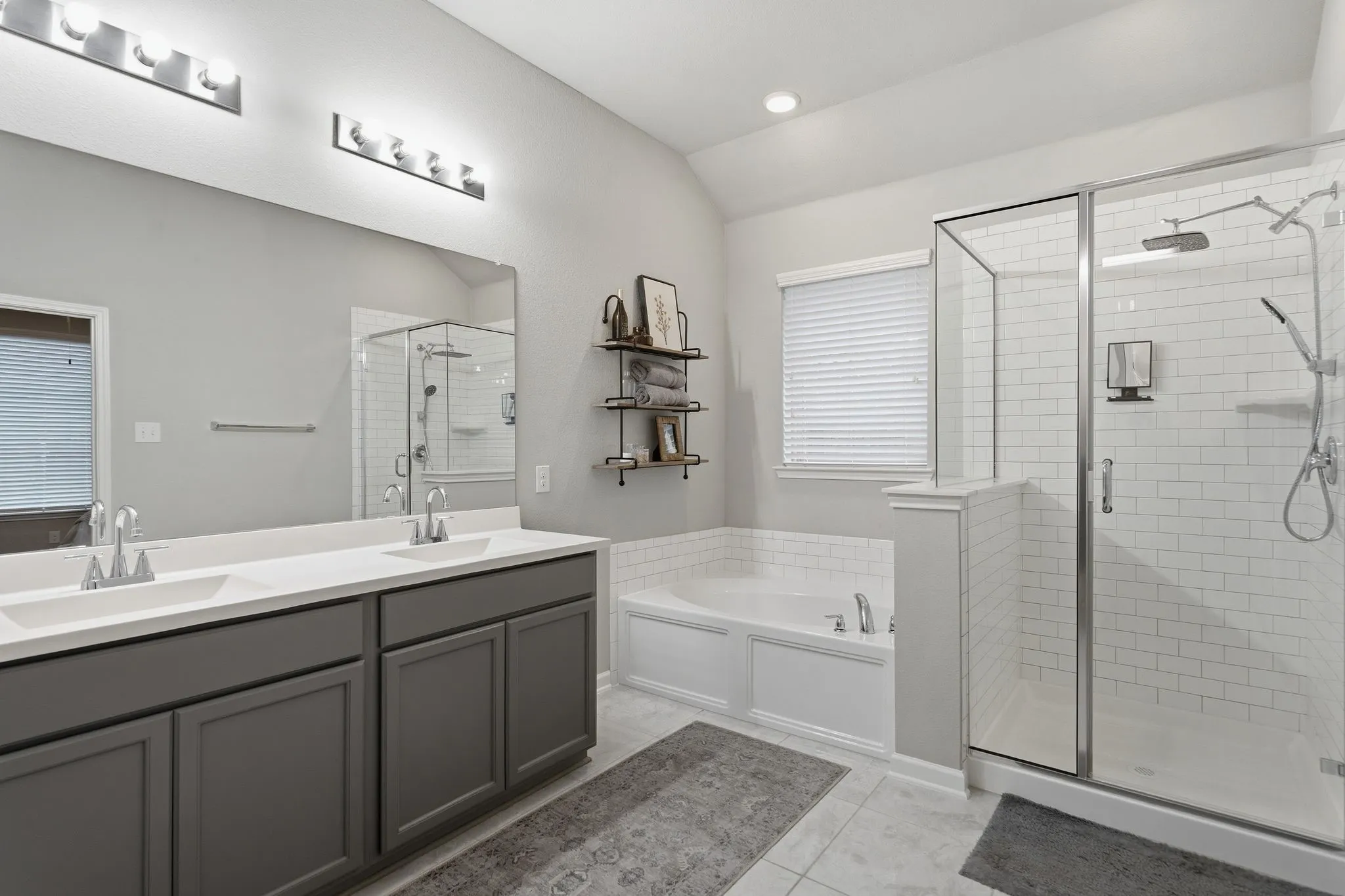 Single Family Residence For Sale in Kaufman County , 1545 Seminole Drive, Forney, Texas 75126, 3 Bedroom, 2 Bathroom, 2 Garage spaces, 2,268 Sqft, built in 2018, mls#21371608, Real Estate Agent in Forney, Homes For Sale in Kaufman county, Homes For Sale in Forney, Realtor in Forney Texas, Real Estate Brokerage Independent Realty Texas, Luminita Cordes Realtor