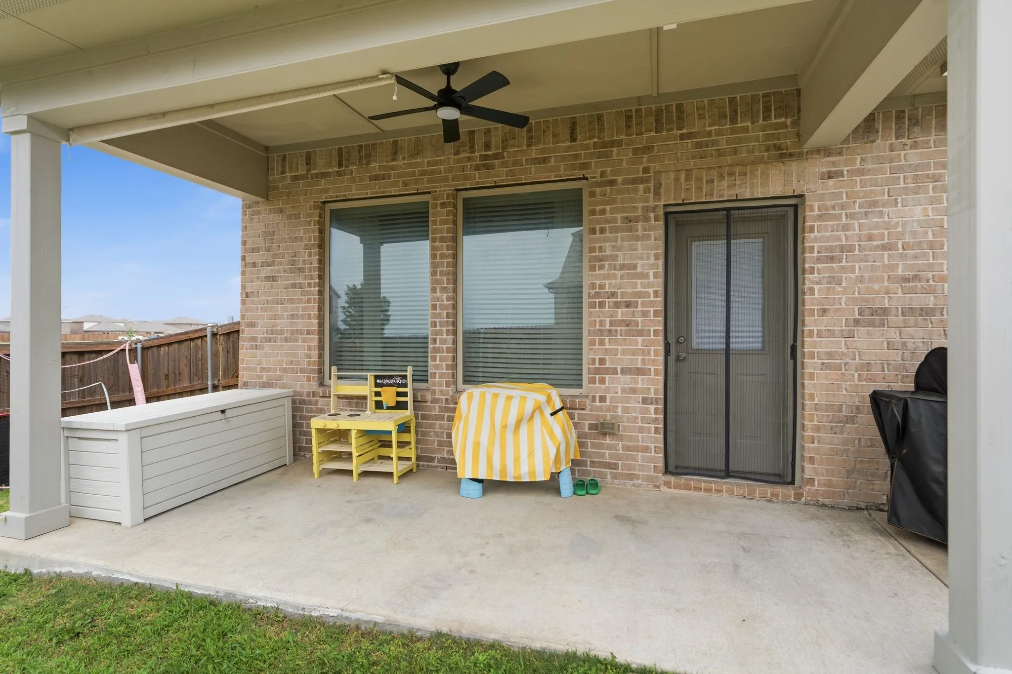 Single Family Residence For Sale in Kaufman County , 1545 Seminole Drive, Forney, Texas 75126, 3 Bedroom, 2 Bathroom, 2 Garage spaces, 2,268 Sqft, built in 2018, mls#21371608, Real Estate Agent in Forney, Homes For Sale in Kaufman county, Homes For Sale in Forney, Realtor in Forney Texas, Real Estate Brokerage Independent Realty Texas, Luminita Cordes Realtor
