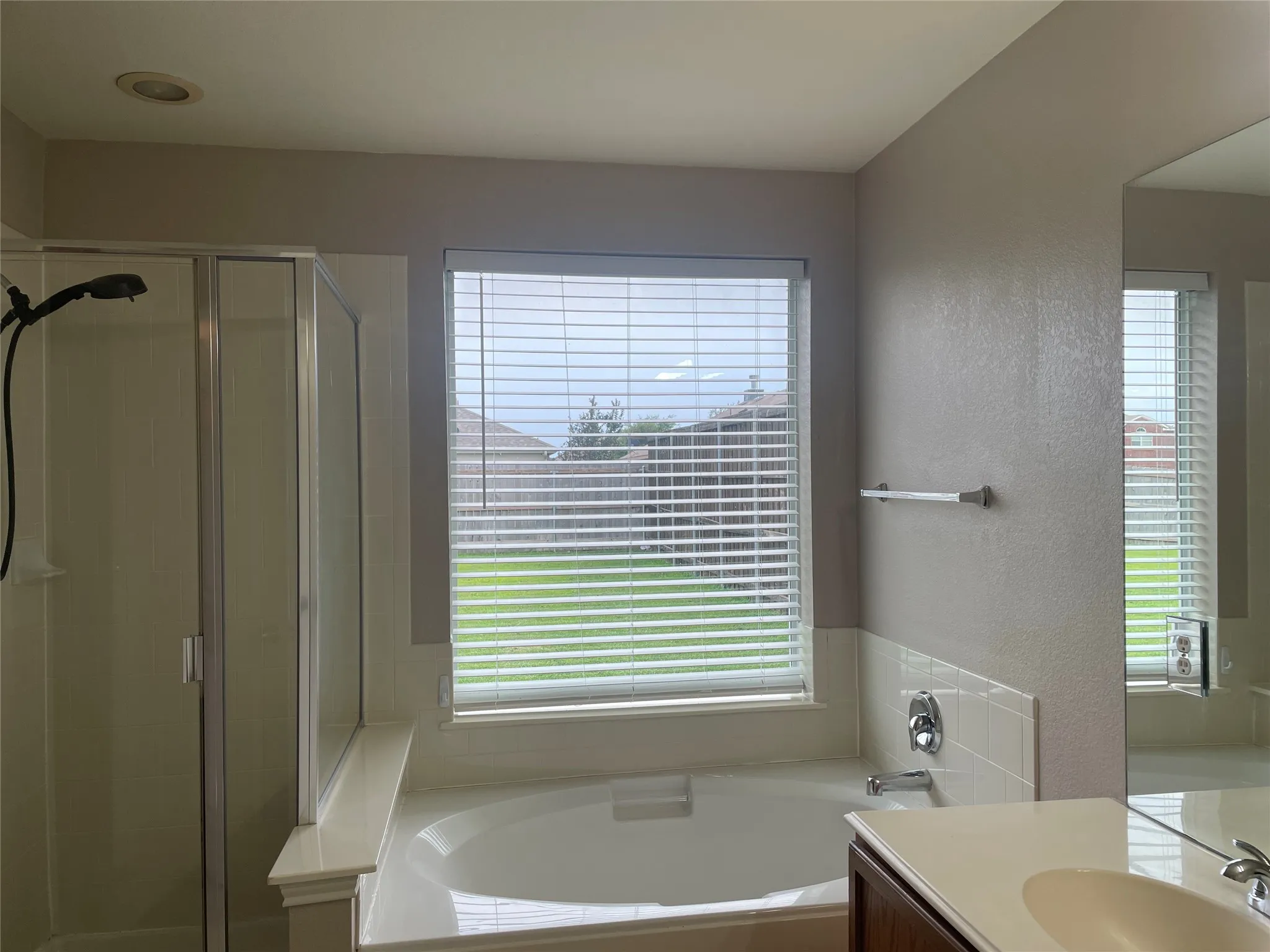 Single Family Residence For Rent in Denton County , 8748 Sagebrush Trail, Cross Roads, Texas 76227, 3 Bedroom, 2 Bathroom, 2 Garage spaces, 1,881 Sqft, built in 2005, mls#21371616, Real Estate Agent in Cross Roads, Homes For Rent in Denton county, Homes For Rent in Cross Roads, Realtor in Cross Roads Texas, Real Estate Brokerage Independent Realty Texas, Luminita Cordes Realtor