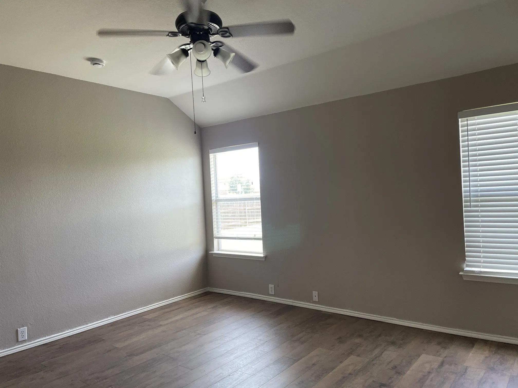 Single Family Residence For Rent in Denton County , 8748 Sagebrush Trail, Cross Roads, Texas 76227, 3 Bedroom, 2 Bathroom, 2 Garage spaces, 1,881 Sqft, built in 2005, mls#21371616, Real Estate Agent in Cross Roads, Homes For Rent in Denton county, Homes For Rent in Cross Roads, Realtor in Cross Roads Texas, Real Estate Brokerage Independent Realty Texas, Luminita Cordes Realtor
