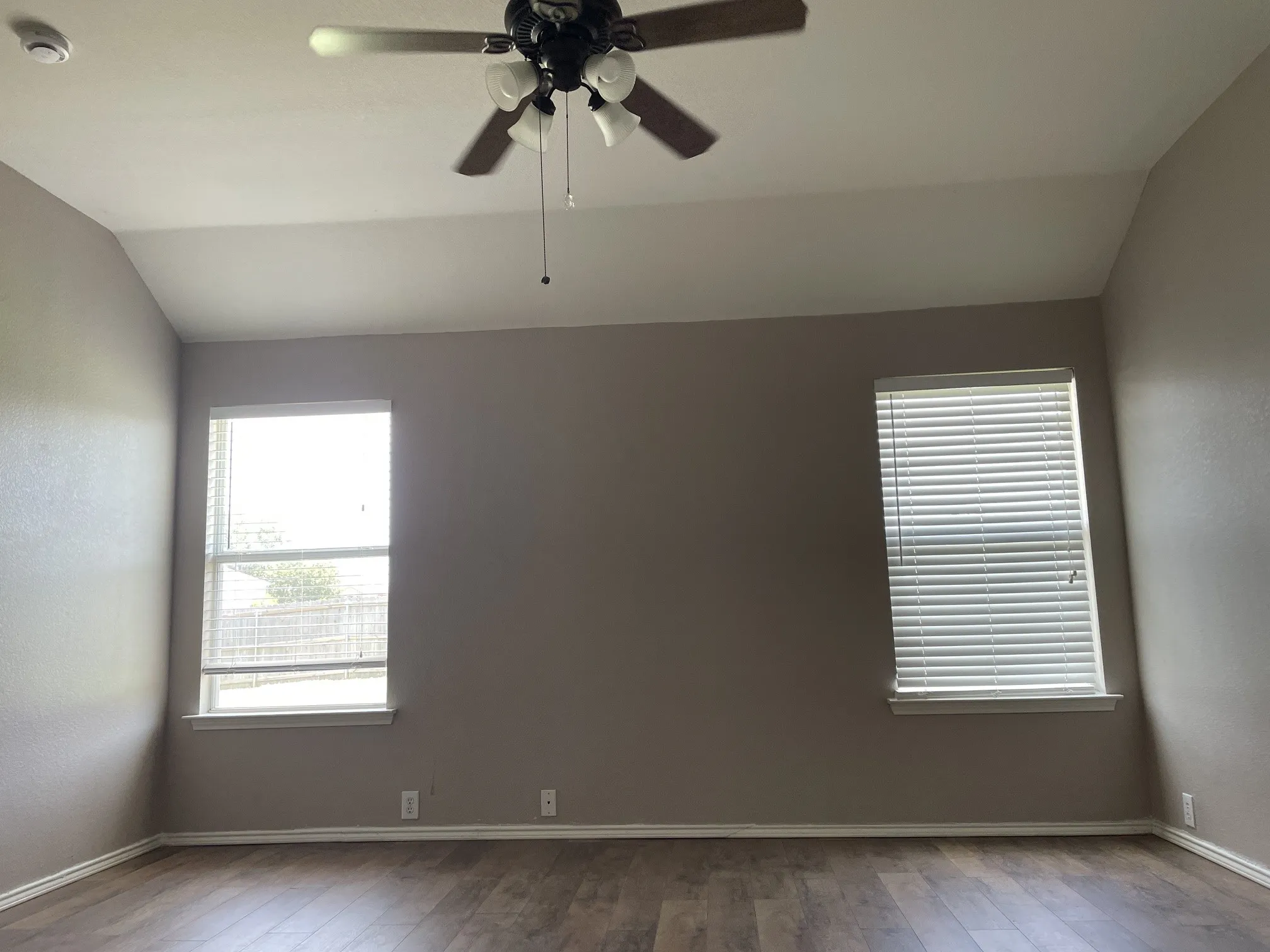 Single Family Residence For Rent in Denton County , 8748 Sagebrush Trail, Cross Roads, Texas 76227, 3 Bedroom, 2 Bathroom, 2 Garage spaces, 1,881 Sqft, built in 2005, mls#21371616, Real Estate Agent in Cross Roads, Homes For Rent in Denton county, Homes For Rent in Cross Roads, Realtor in Cross Roads Texas, Real Estate Brokerage Independent Realty Texas, Luminita Cordes Realtor