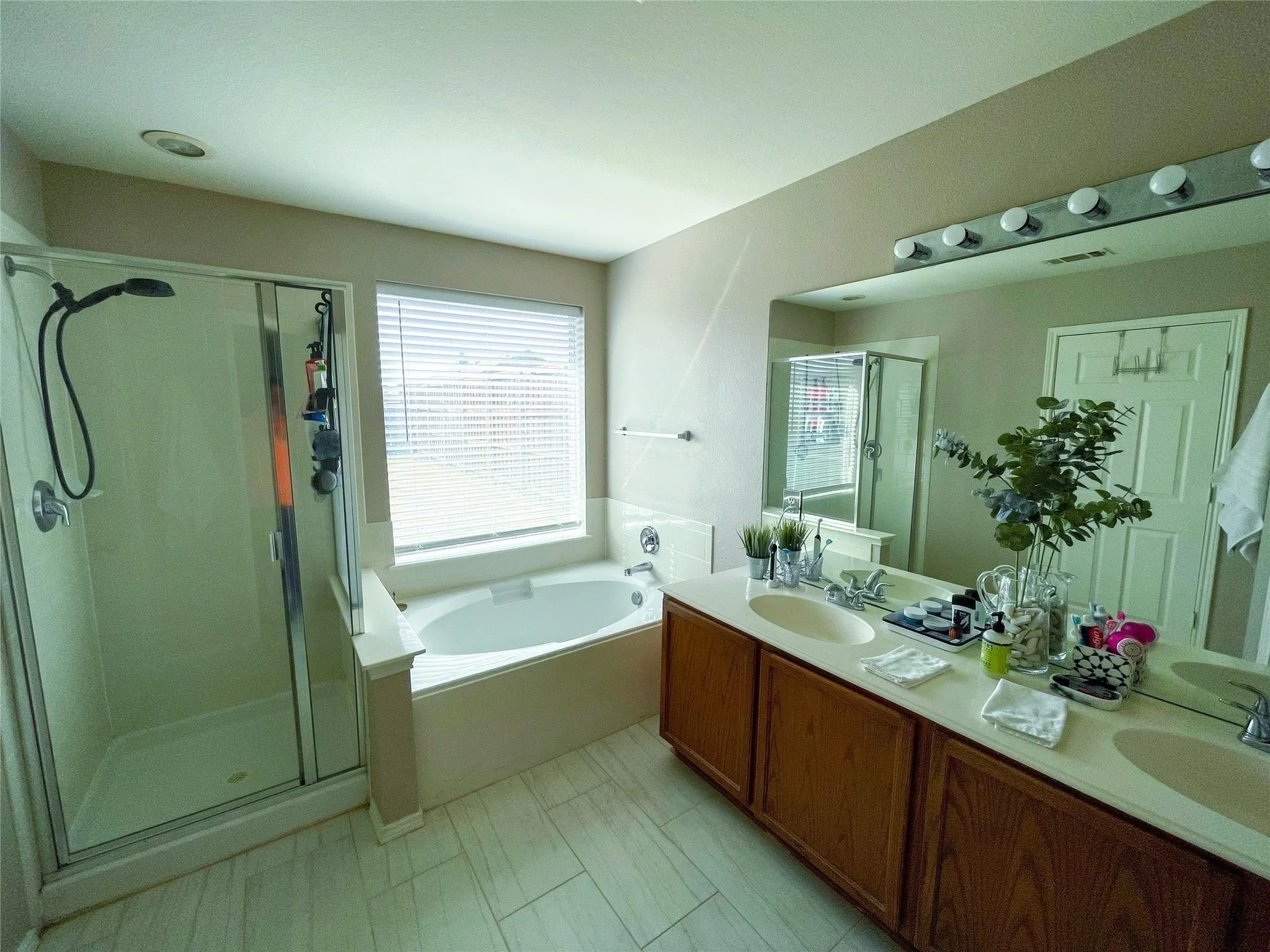 Single Family Residence For Rent in Denton County , 8748 Sagebrush Trail, Cross Roads, Texas 76227, 3 Bedroom, 2 Bathroom, 2 Garage spaces, 1,881 Sqft, built in 2005, mls#21371616, Real Estate Agent in Cross Roads, Homes For Rent in Denton county, Homes For Rent in Cross Roads, Realtor in Cross Roads Texas, Real Estate Brokerage Independent Realty Texas, Luminita Cordes Realtor