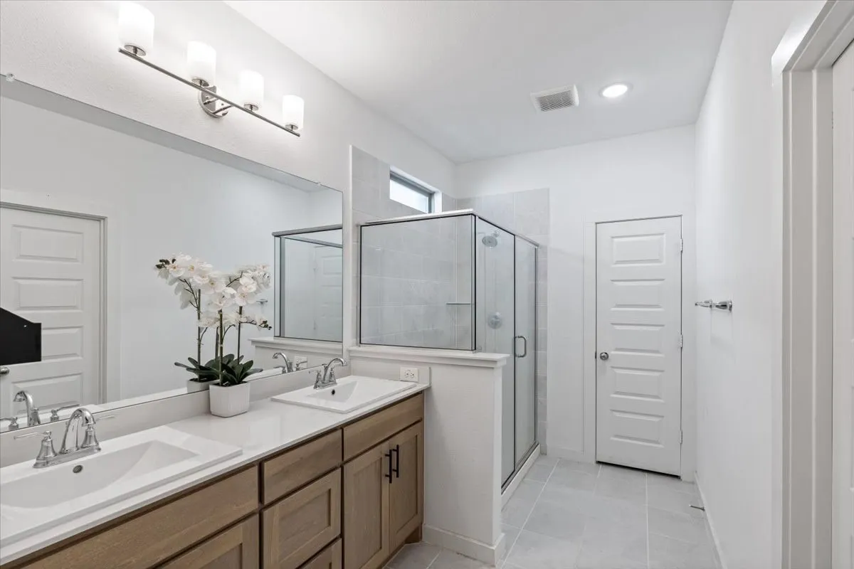 Single Family Residence For Rent in Collin County , 4920 Pebblewood Drive, Princeton, Texas 75071, 4 Bedroom, 3 Bathroom, 2 Garage spaces, 2,484 Sqft, built in 2022, mls#21370029, Real Estate Agent in Princeton, Homes For Rent in Collin county, Homes For Rent in Princeton, Realtor in Princeton Texas, Real Estate Brokerage Independent Realty Texas, Luminita Cordes Realtor